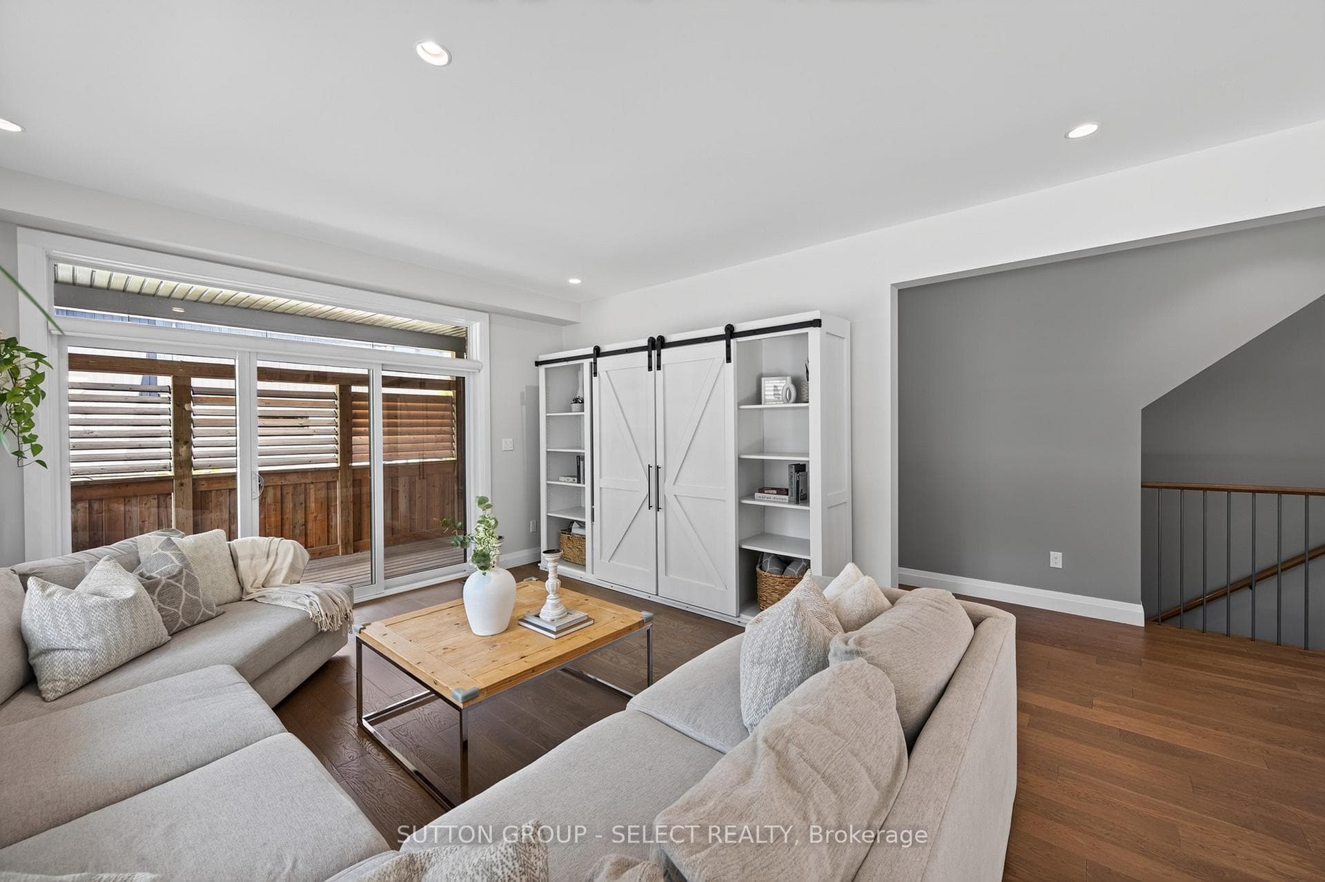 216 Martin Drive photo 21