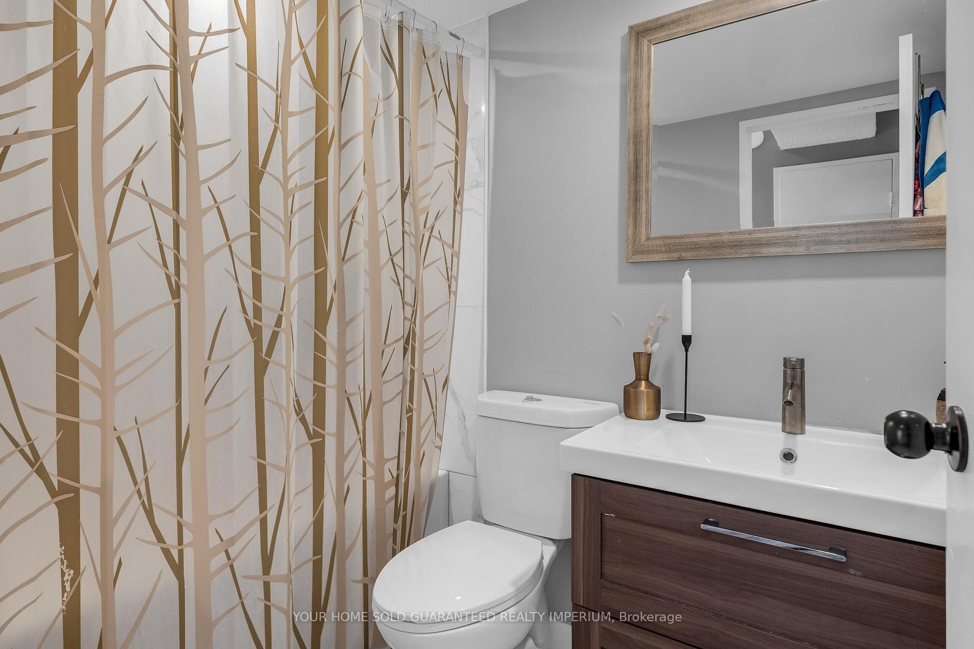 150 Charlton Avenue Unit 1406 photo 12