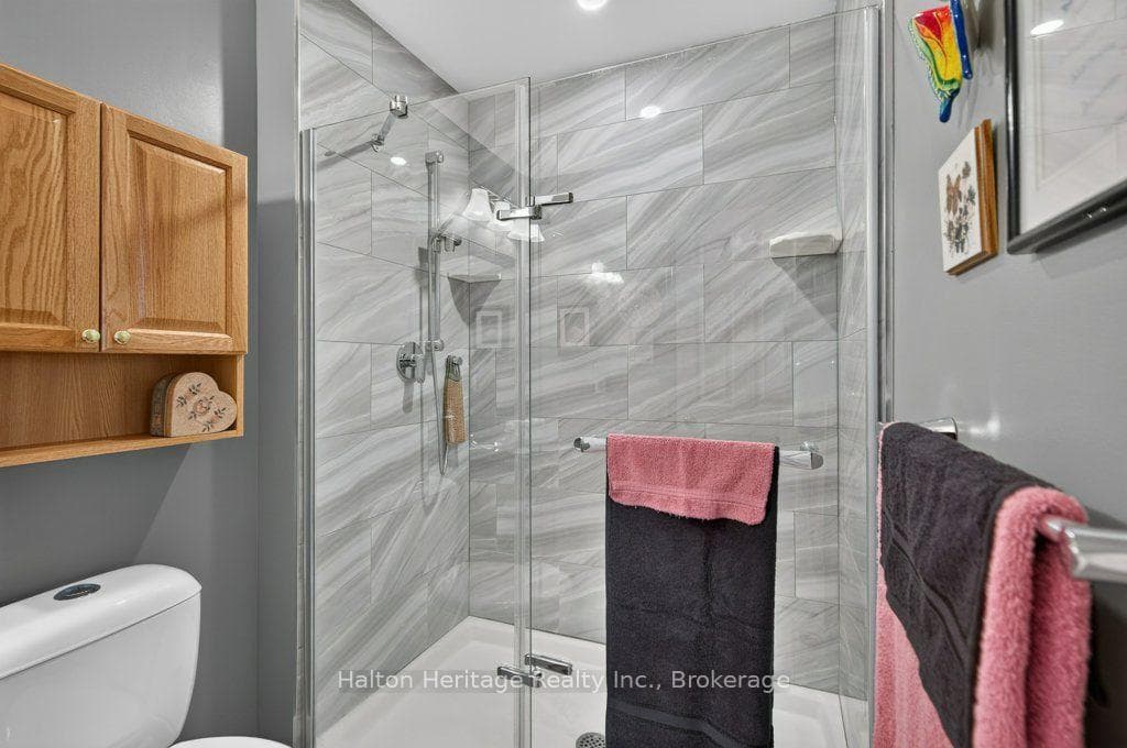 1889 Upper Wentworth Street Unit 47 photo 28
