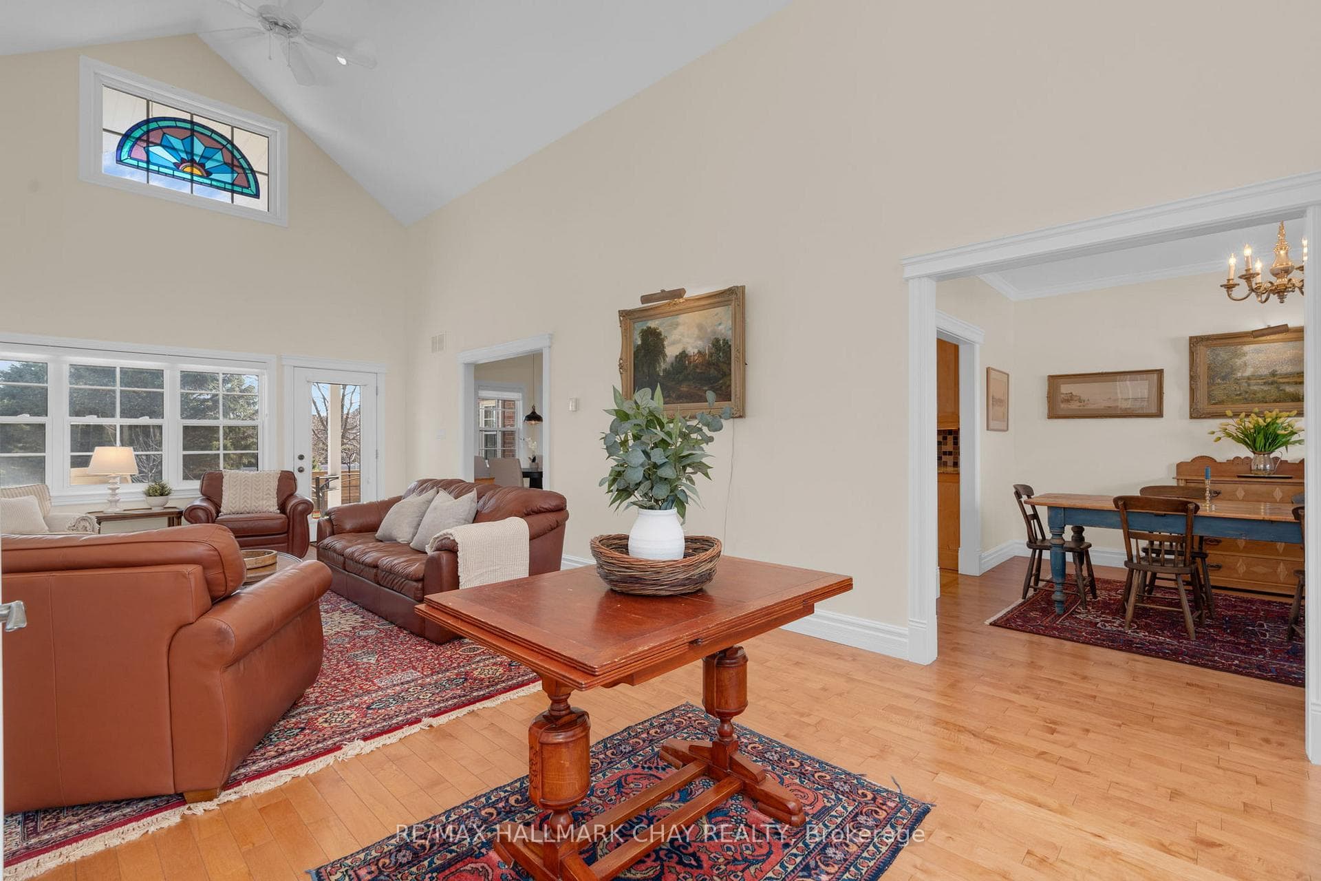105 Mary Street photo 7