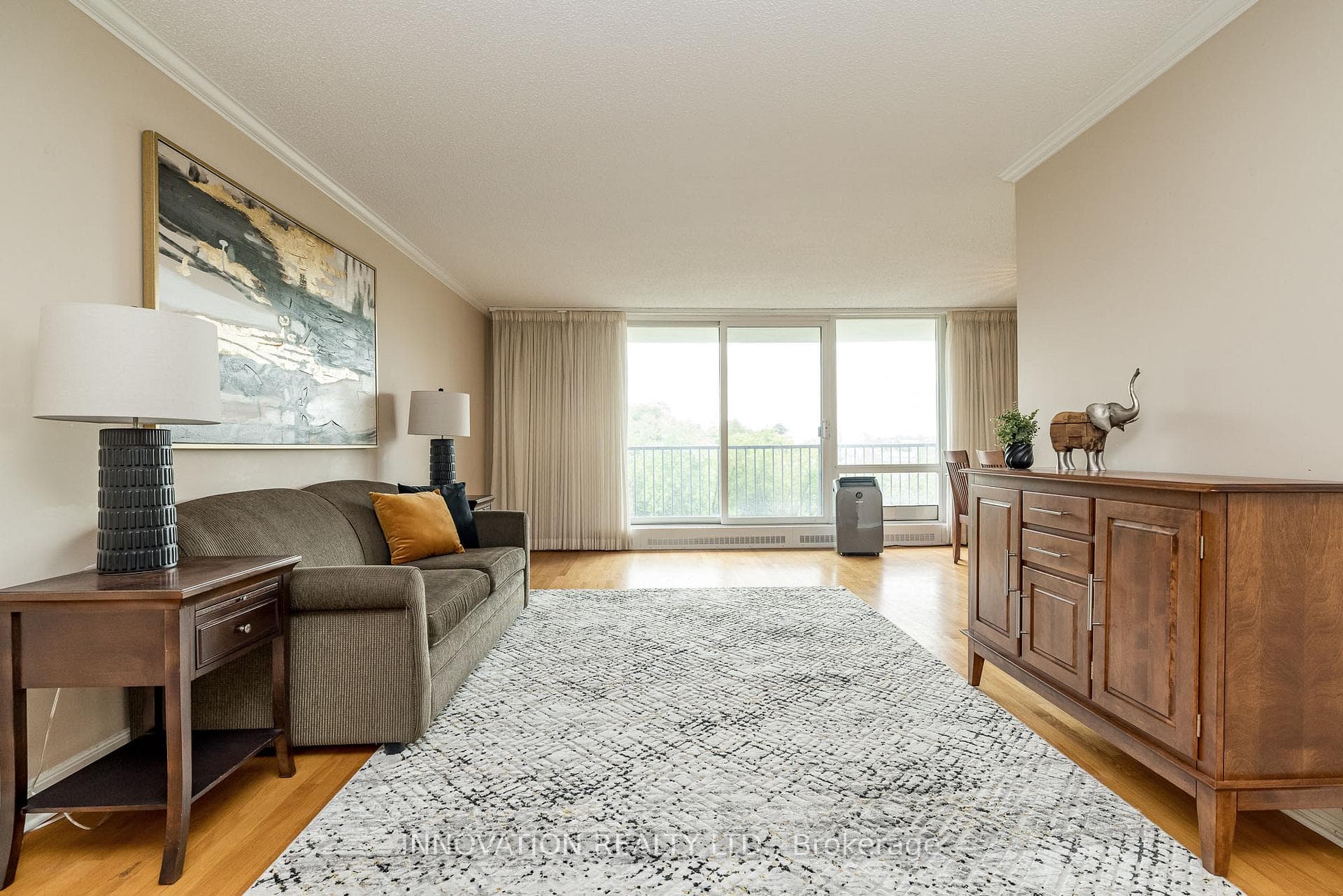 665 Bathgate Drive Unit 307 photo 9