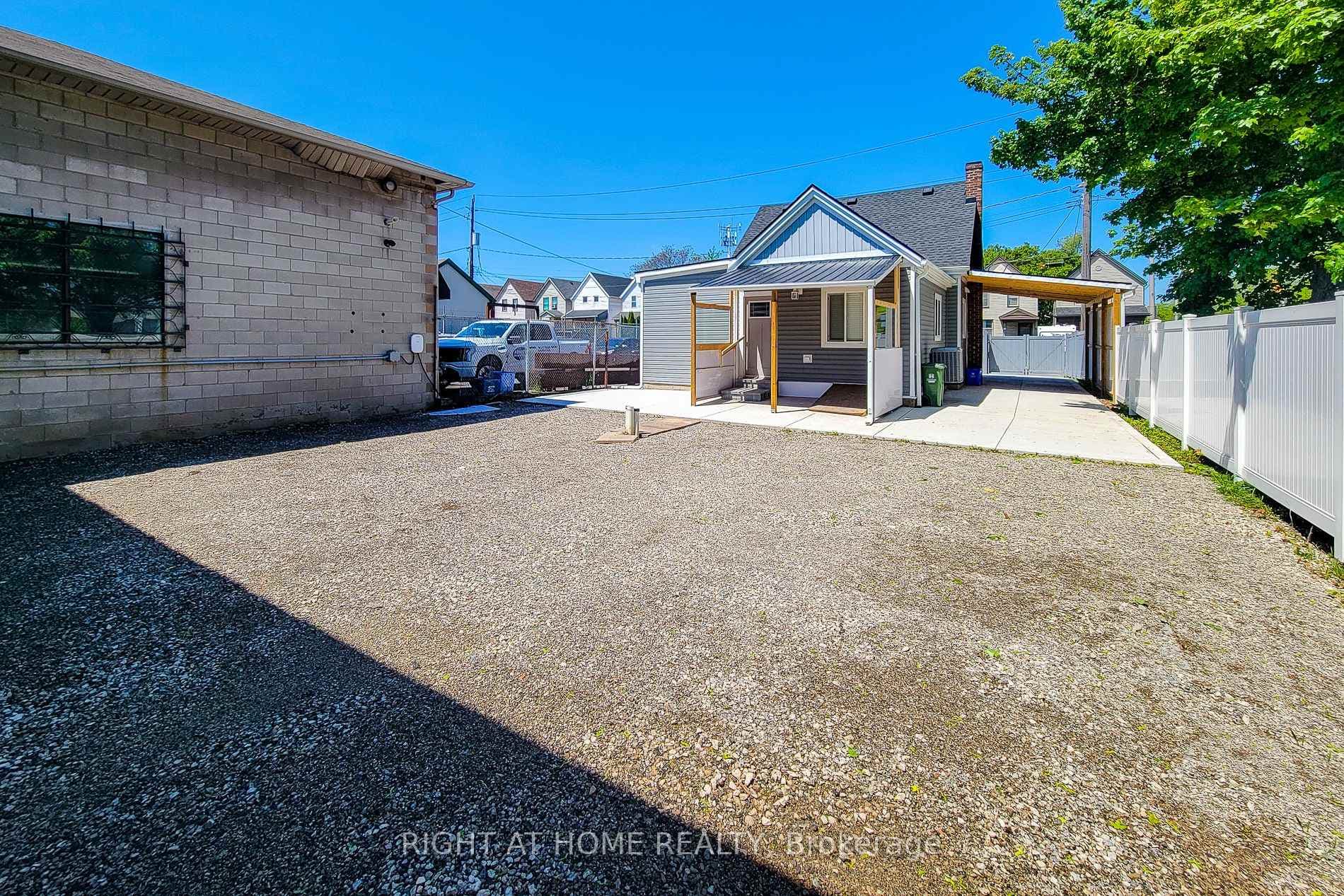 78 Hillyard Street photo 43