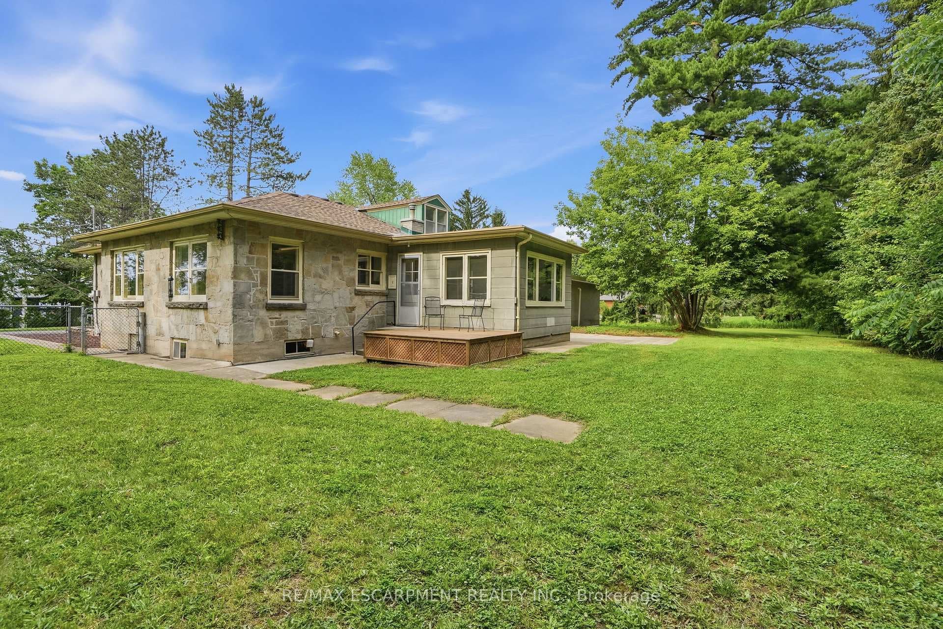 326 Old Brock Road photo 35