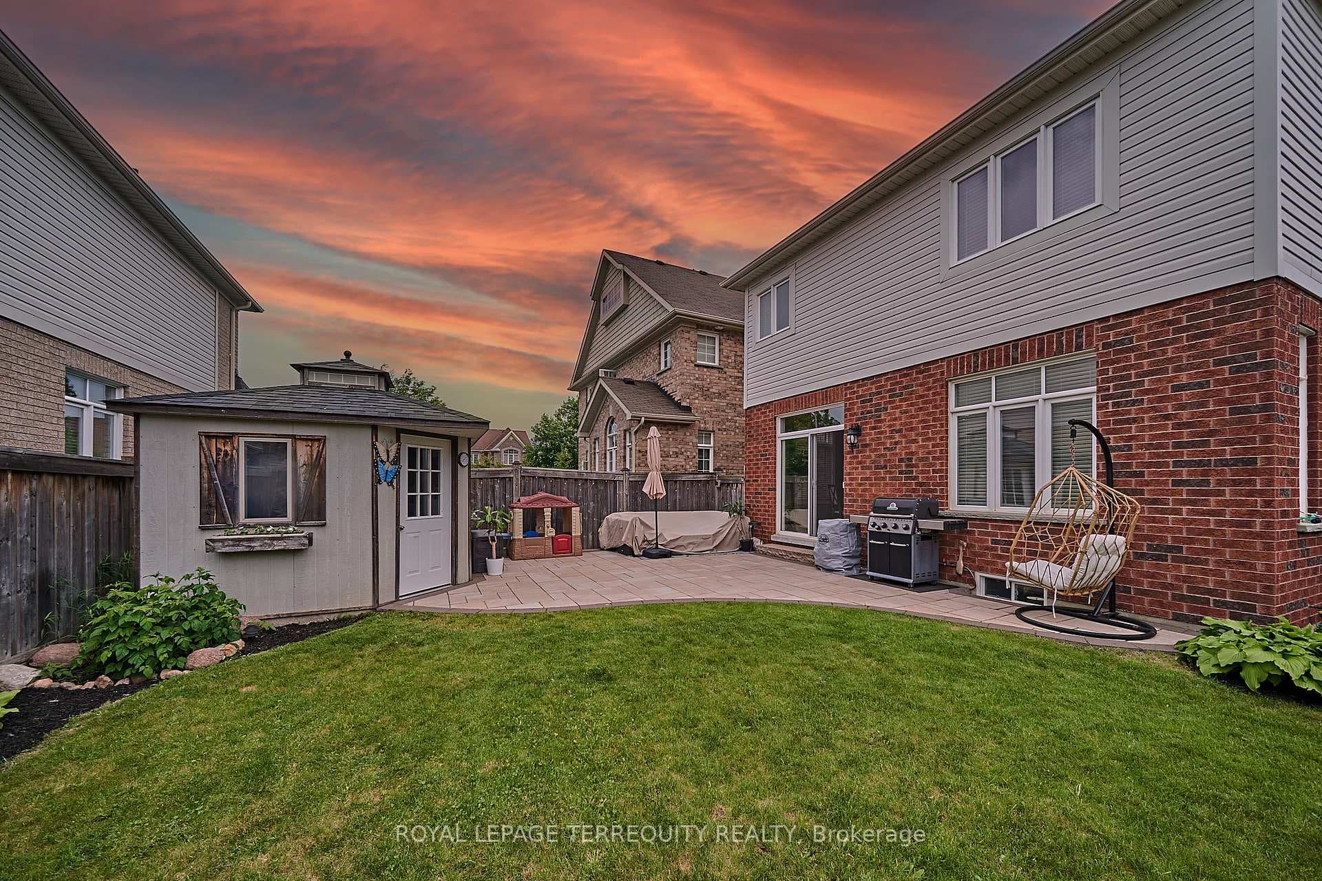 98 Hockley Avenue photo 17