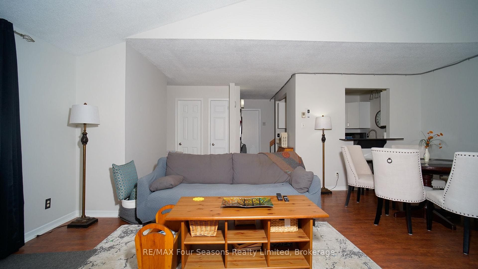 4 Trafalgar Road Unit 4 photo 6