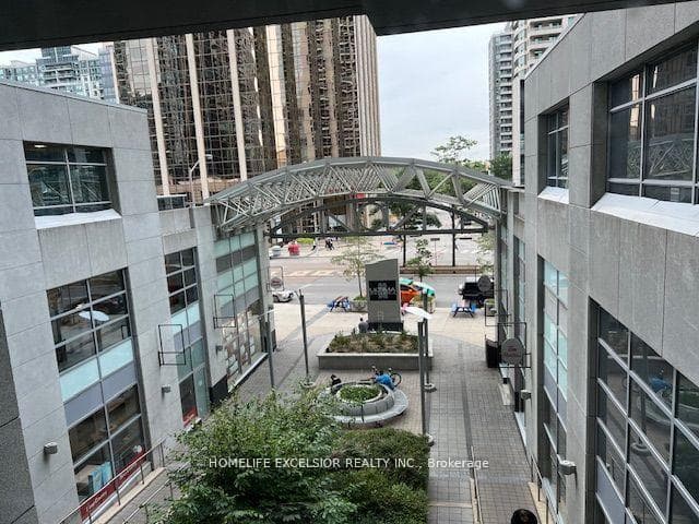 4968 Yonge Street Unit 1015 photo 19
