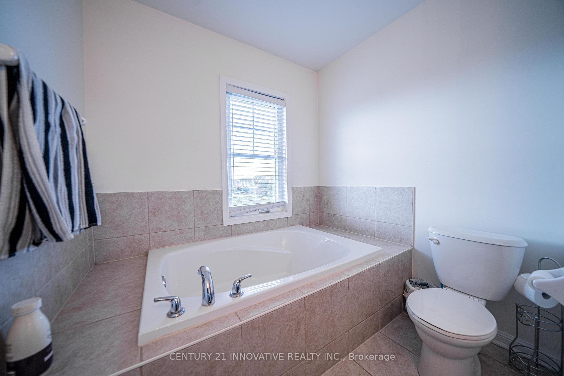 3034 Bur Oak Avenue Unit 1 photo 31