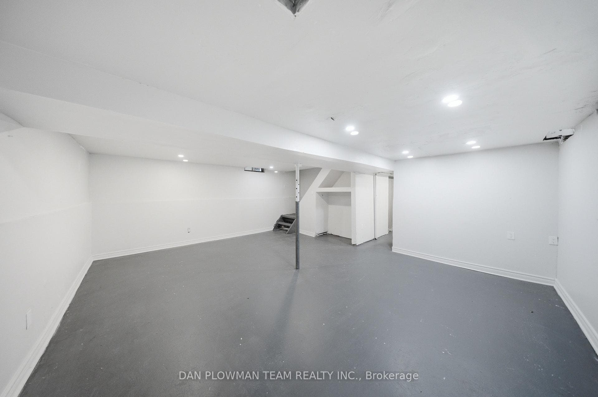 1185 Norman Court photo 22