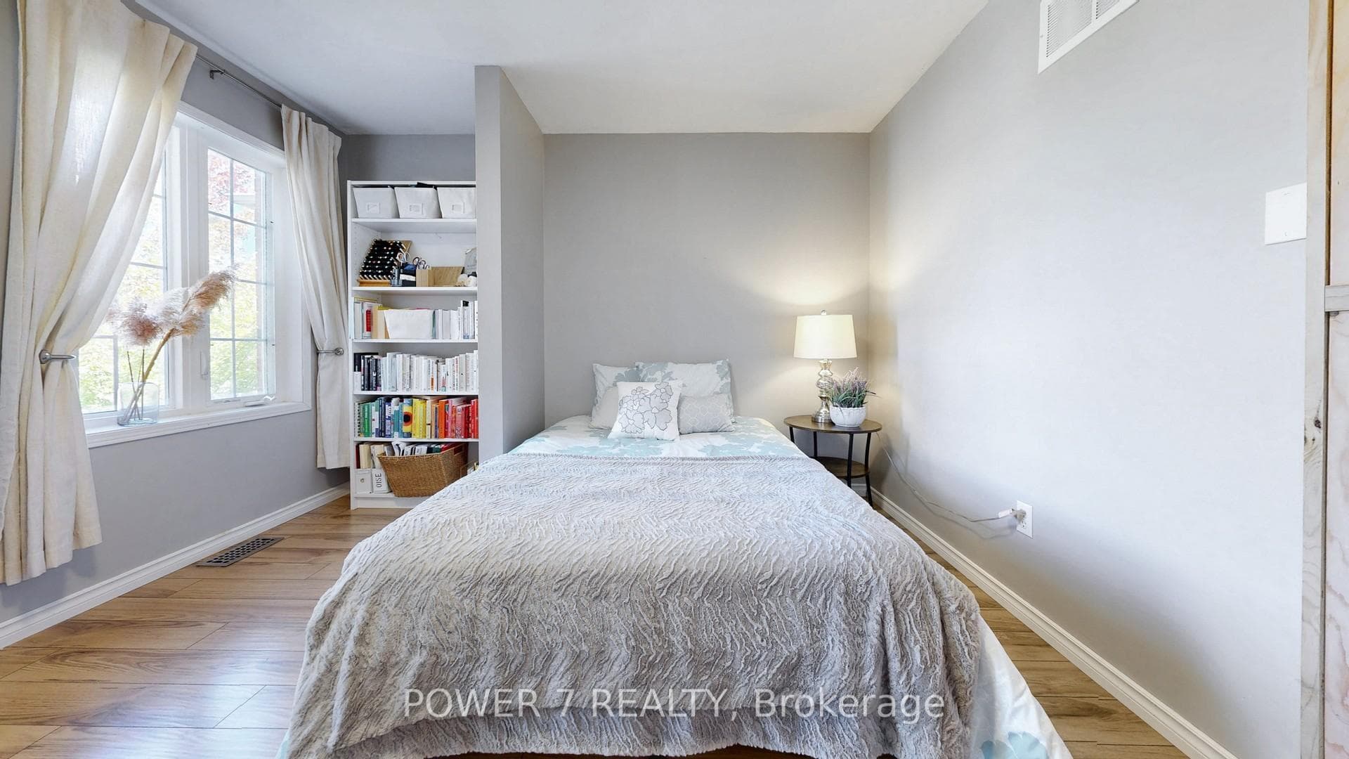 379 White's Hill Avenue photo 30