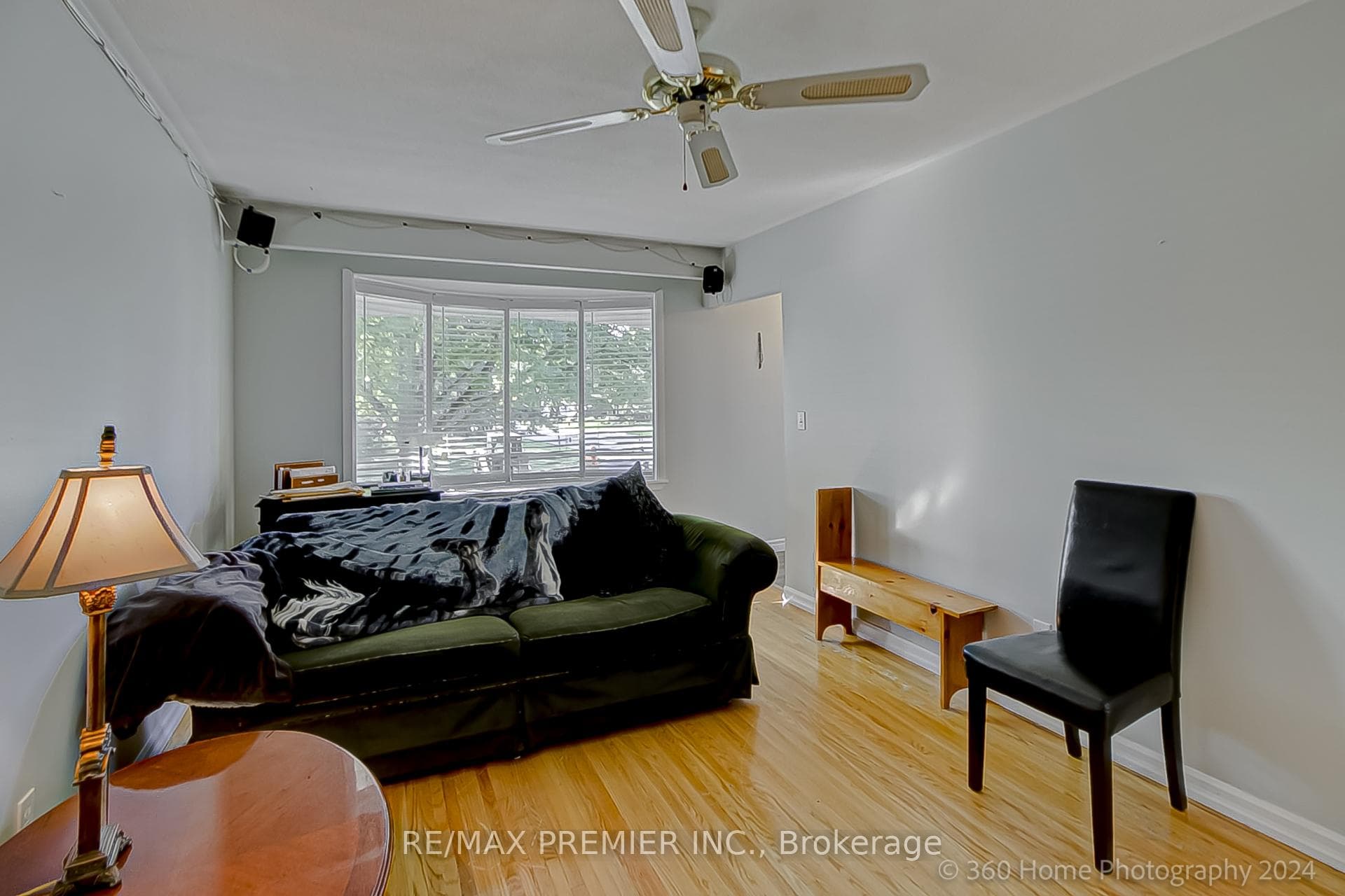 151 Clements Road photo 10