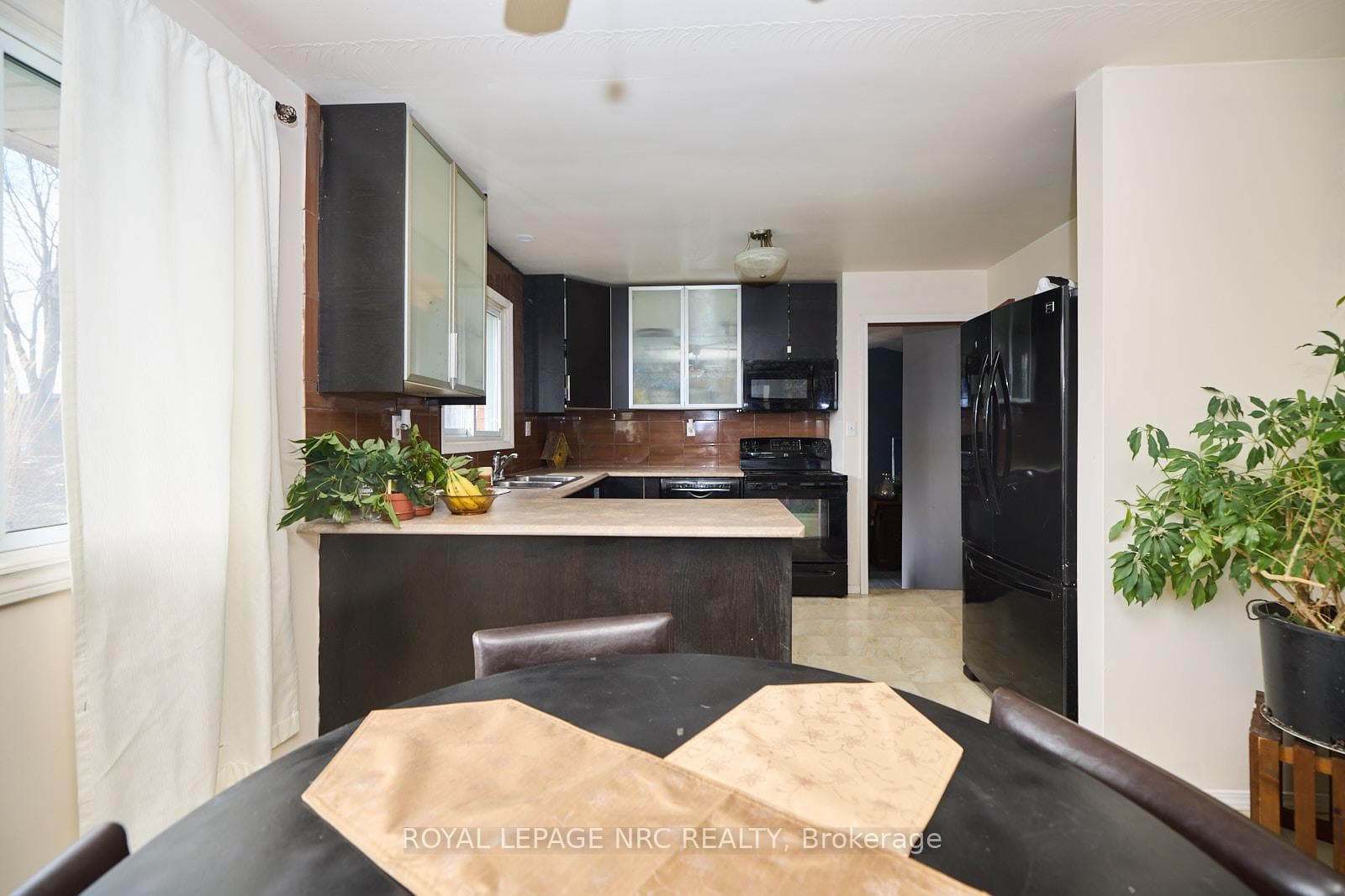 3860 Elm Street photo 12