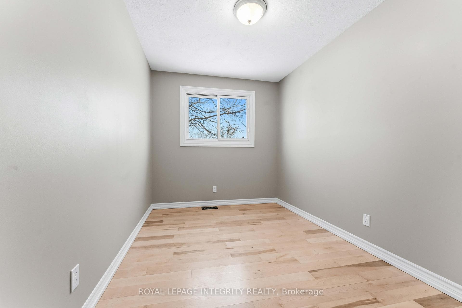 1398 Jamison Avenue Unit Unit A photo 19