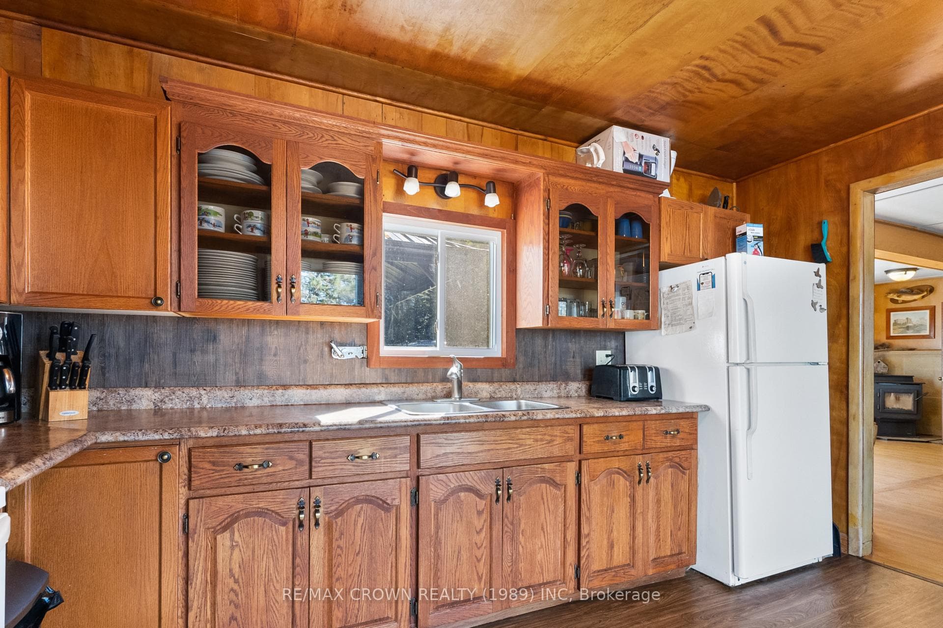 260 Birchgrove Drive photo 31