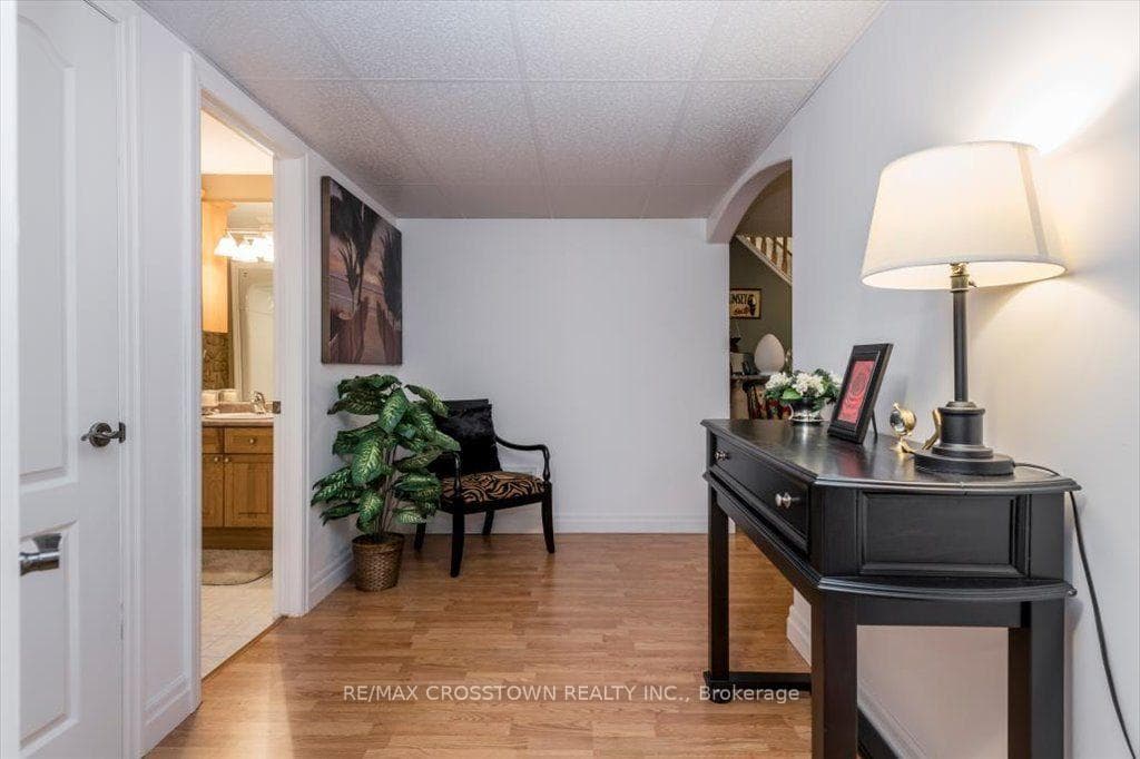 Lower level hallway to guest suite