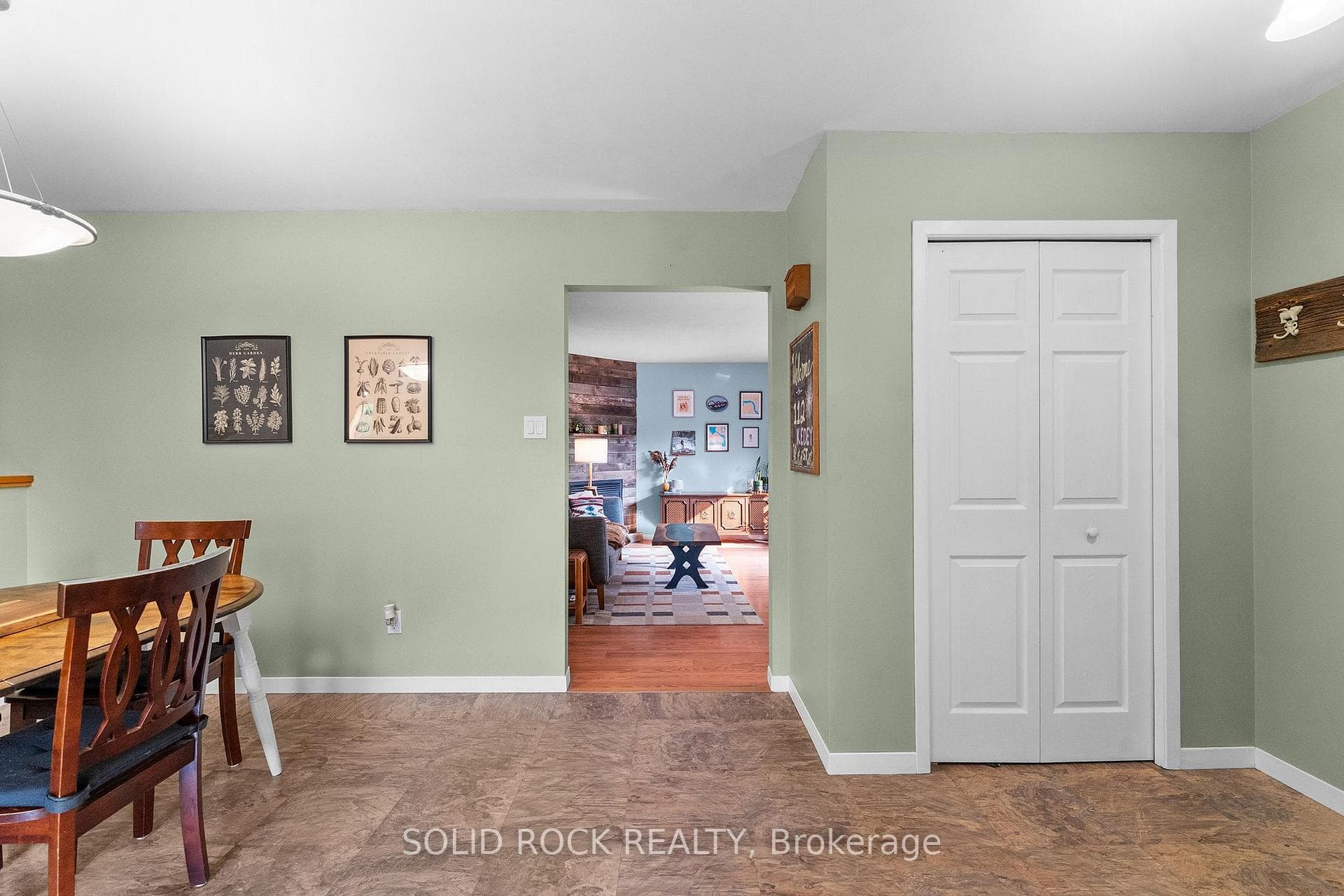 112 Kedey Street photo 8