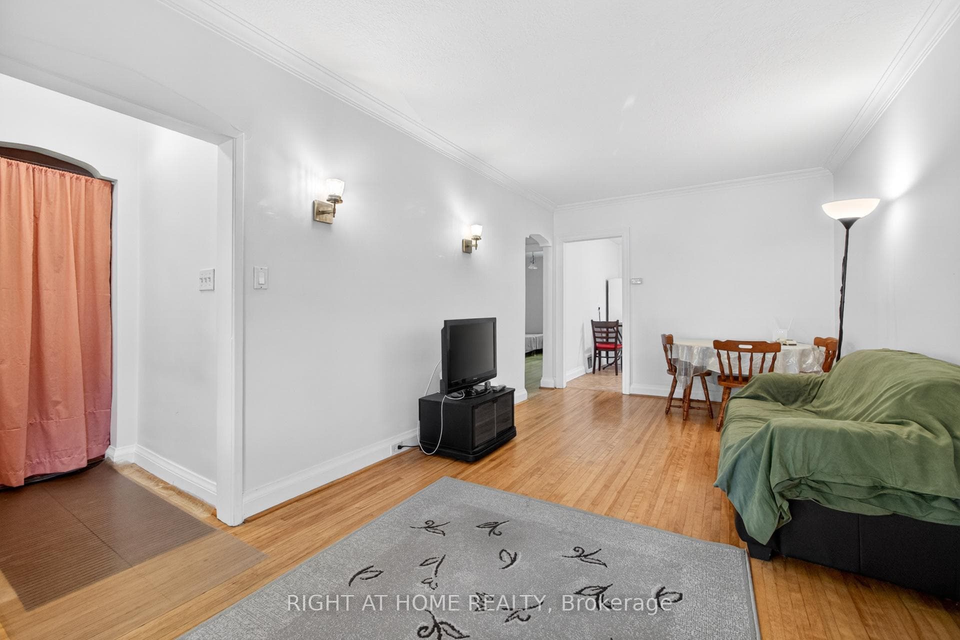 1109 Greenwood Avenue photo 10