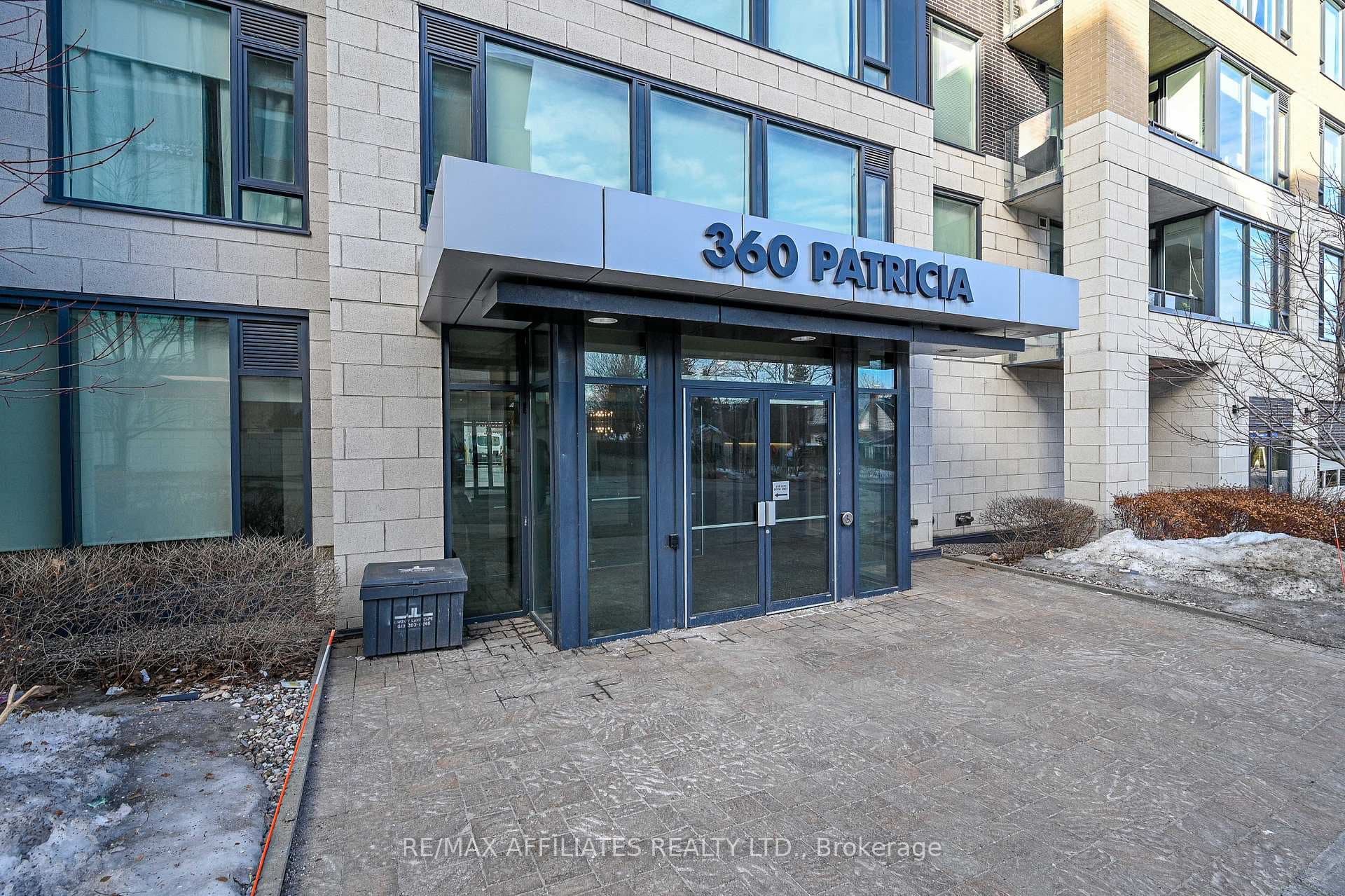360 Patricia Avenue Unit 209 photo 34
