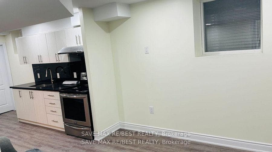 8 Treepark Street Unit Bsmt photo 3