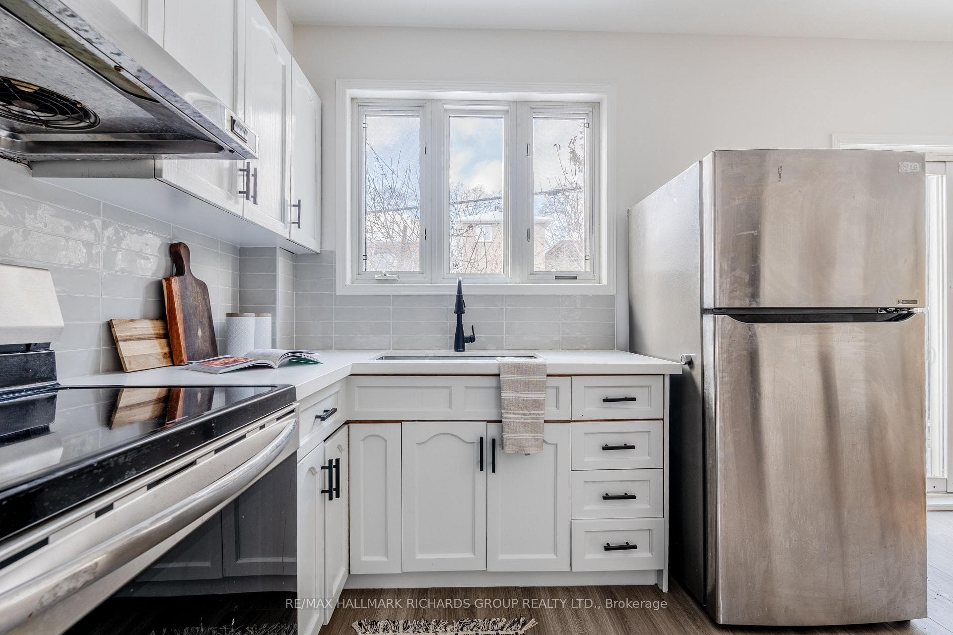 84 Glenside Avenue photo 8