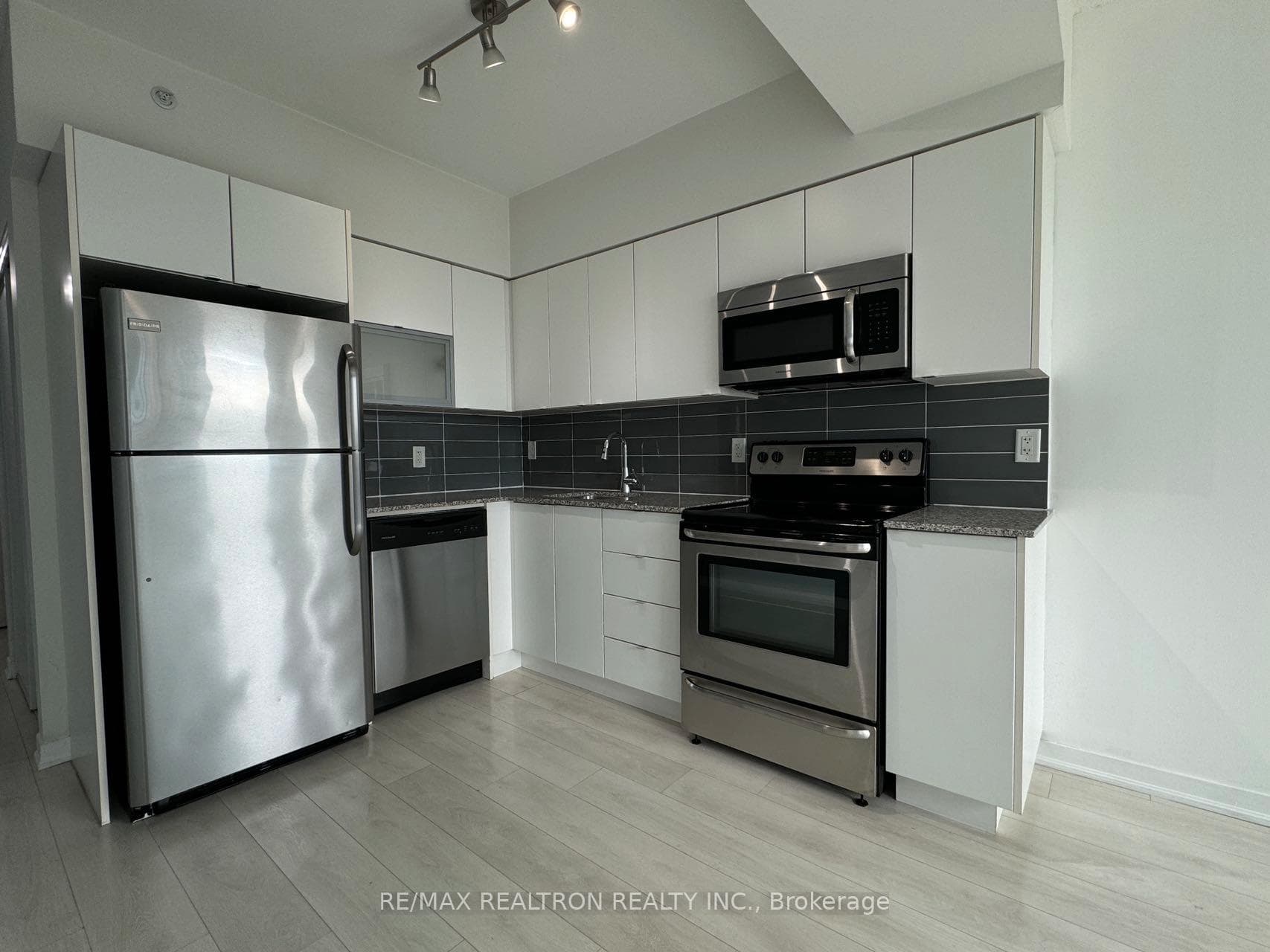 69 Lynn Williams Street Unit 1106 photo 7