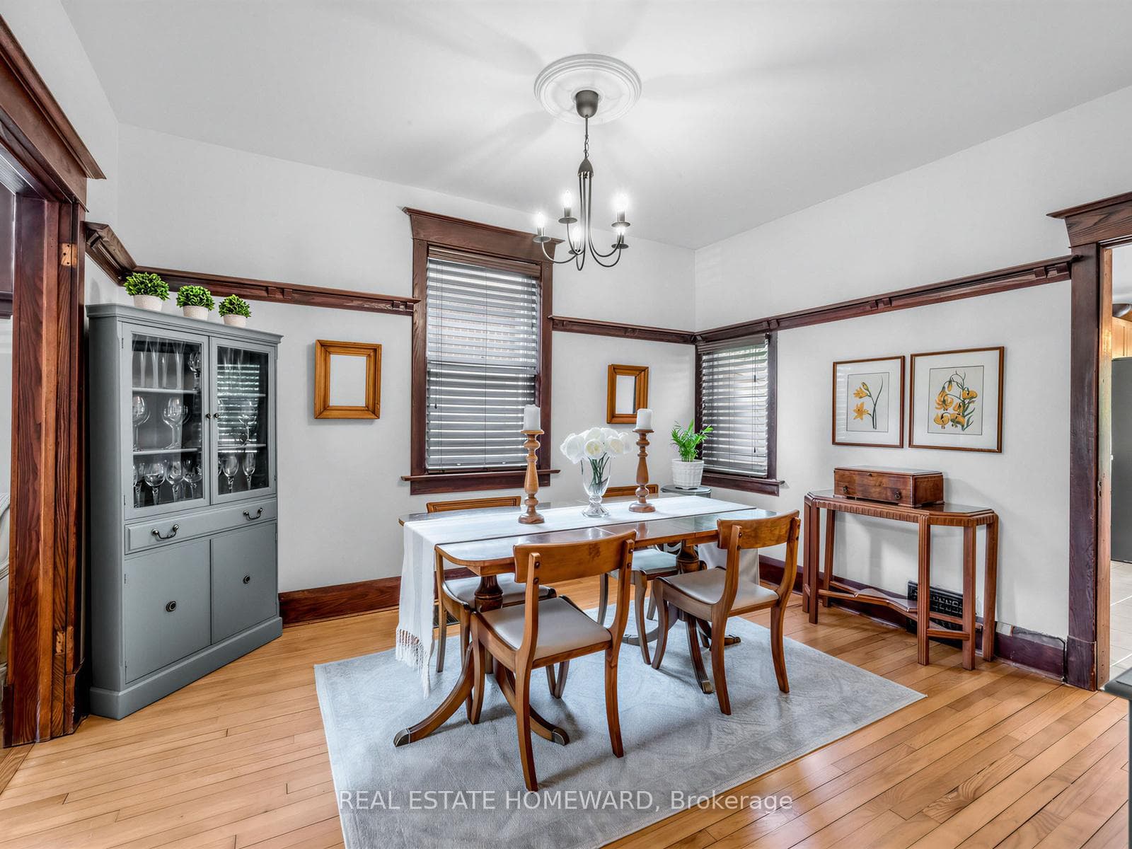 309 Chisholm Avenue photo 9