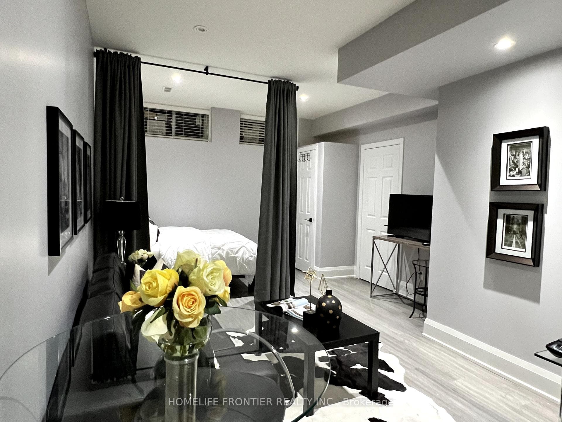 6 Dalmeny Road Unit Lower photo 8