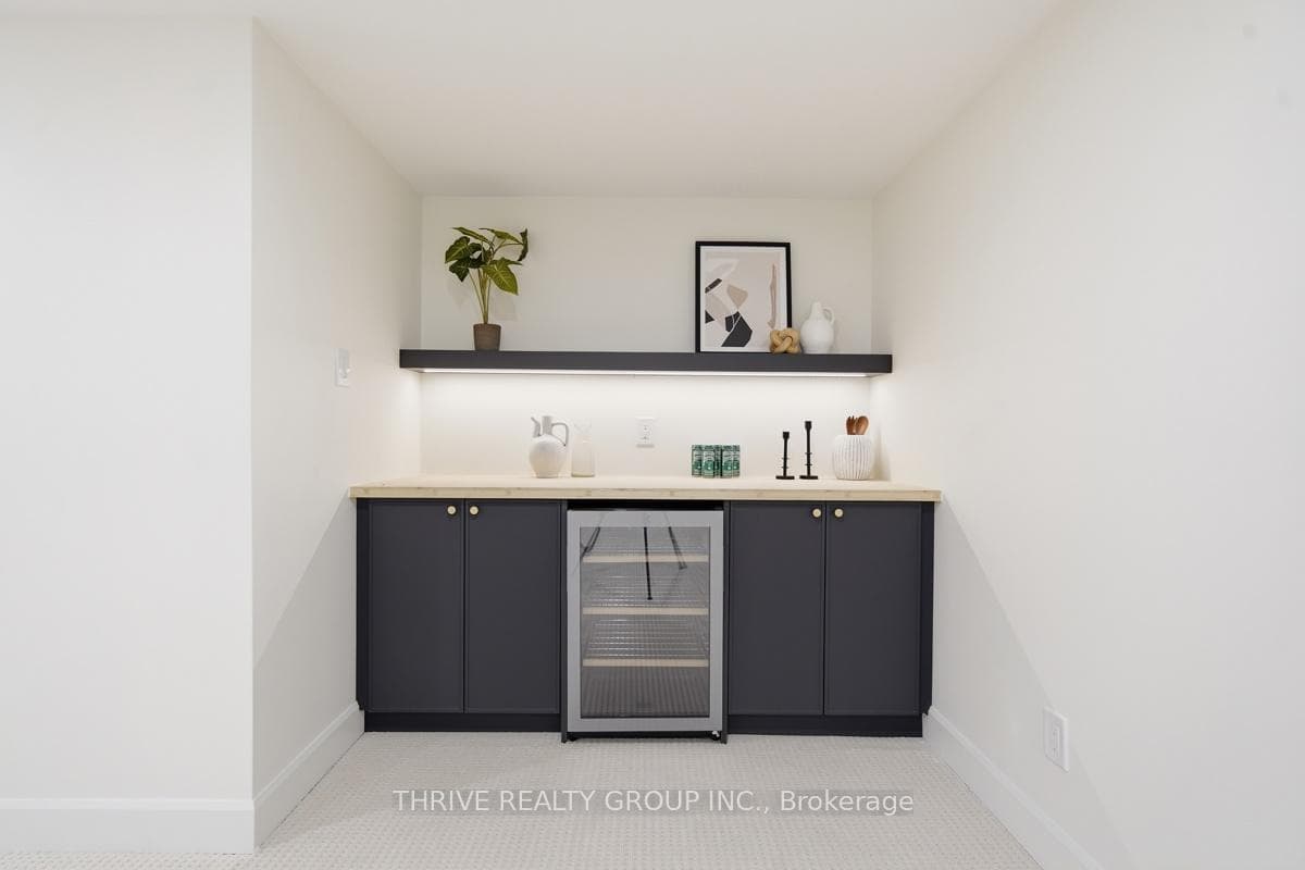 744 Barclay Road photo 42