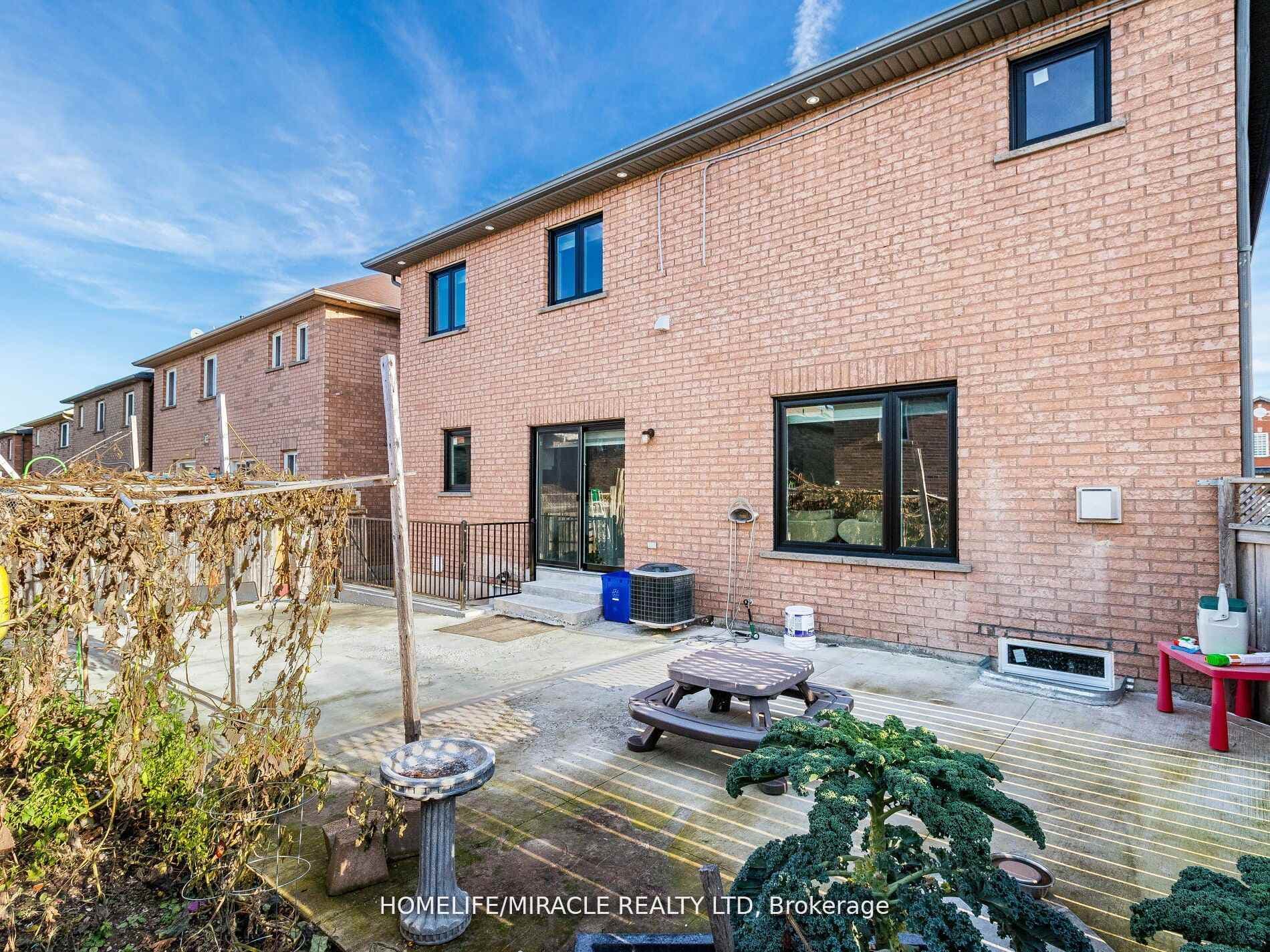 4 Fairhill Avenue photo 40