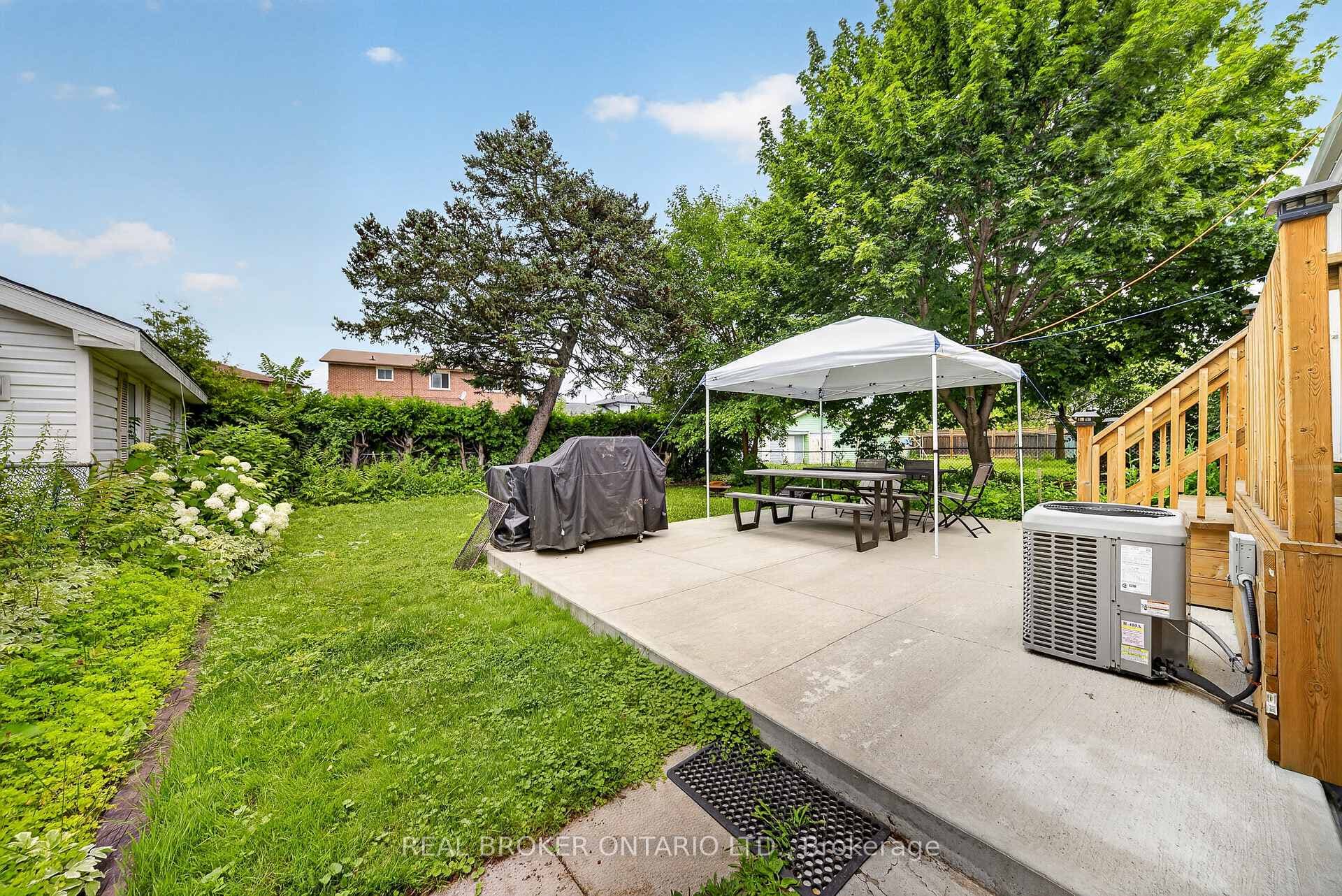 115 Green Road photo 39