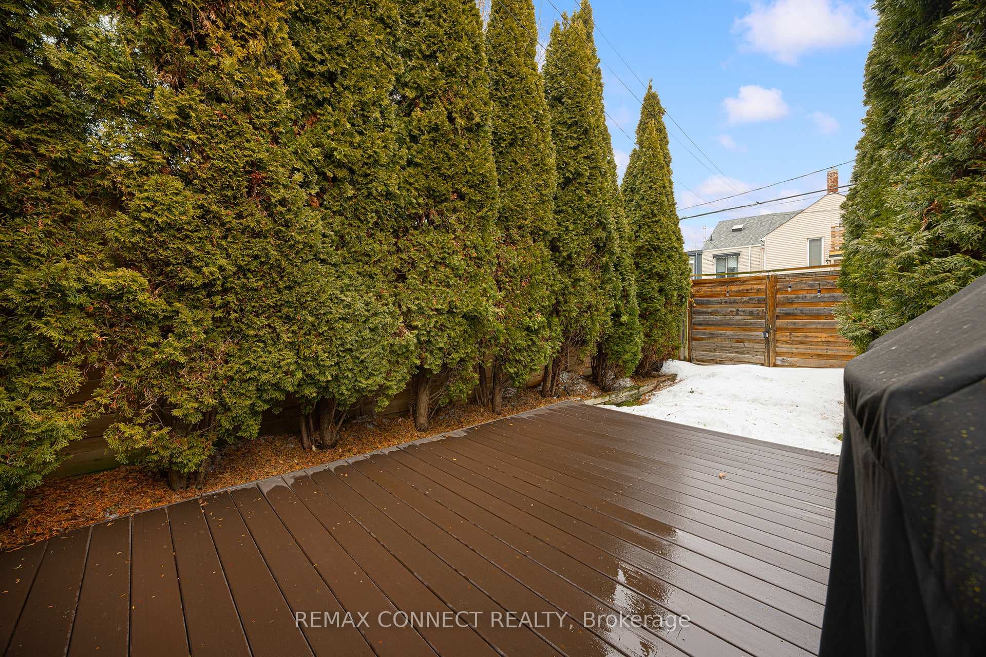 229 Boulton Avenue photo 36