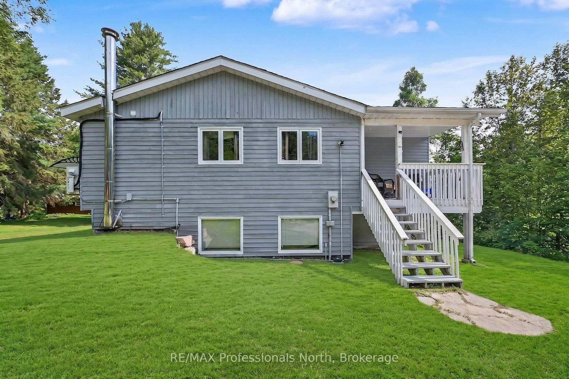 1034 Ablett Court photo 31