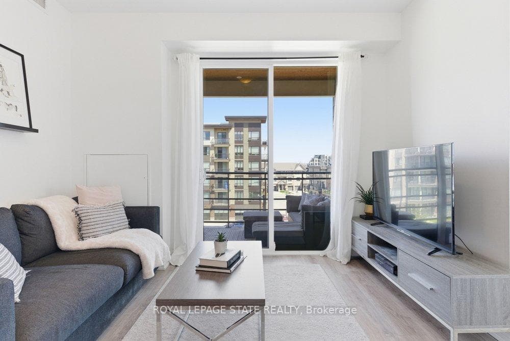 40 Esplanade Lane Unit 406 photo 11