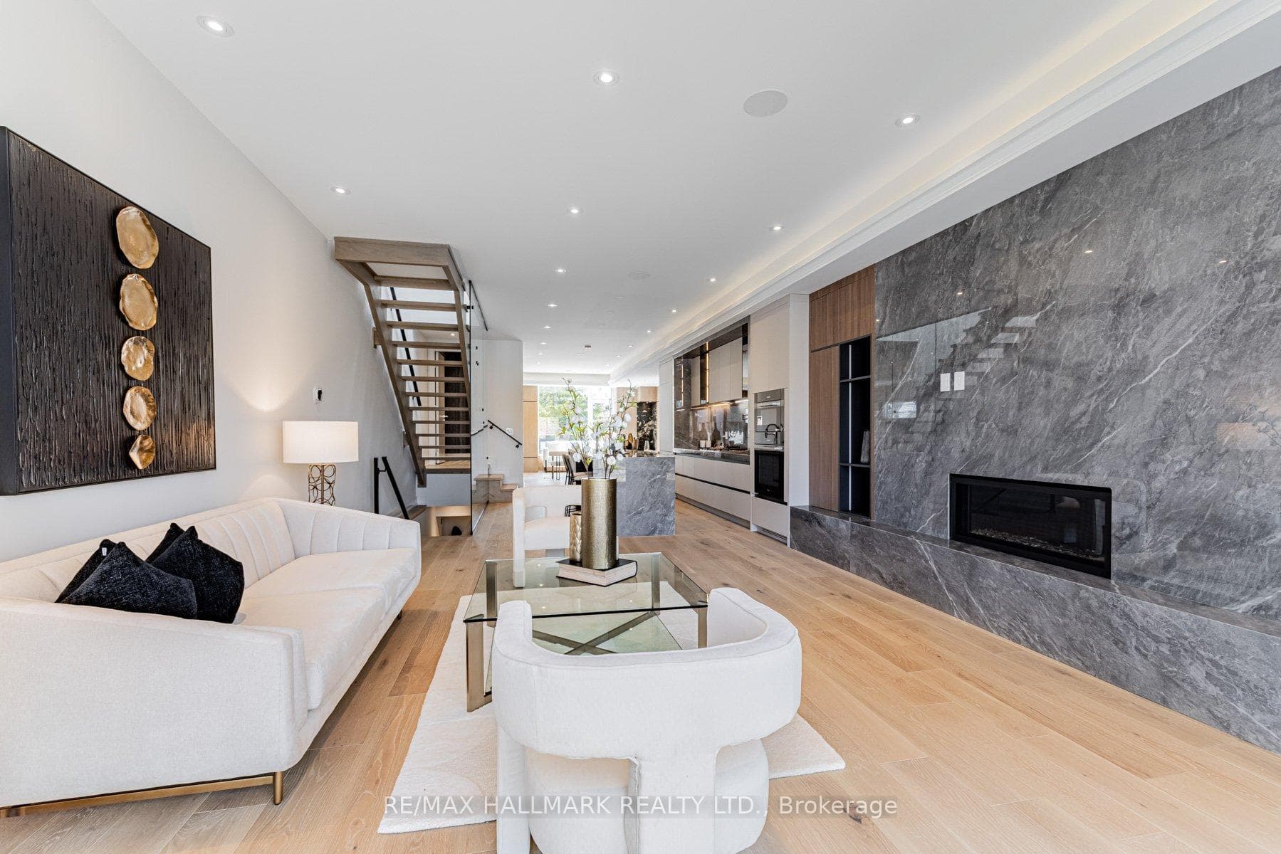 46 Johnston Avenue photo 13