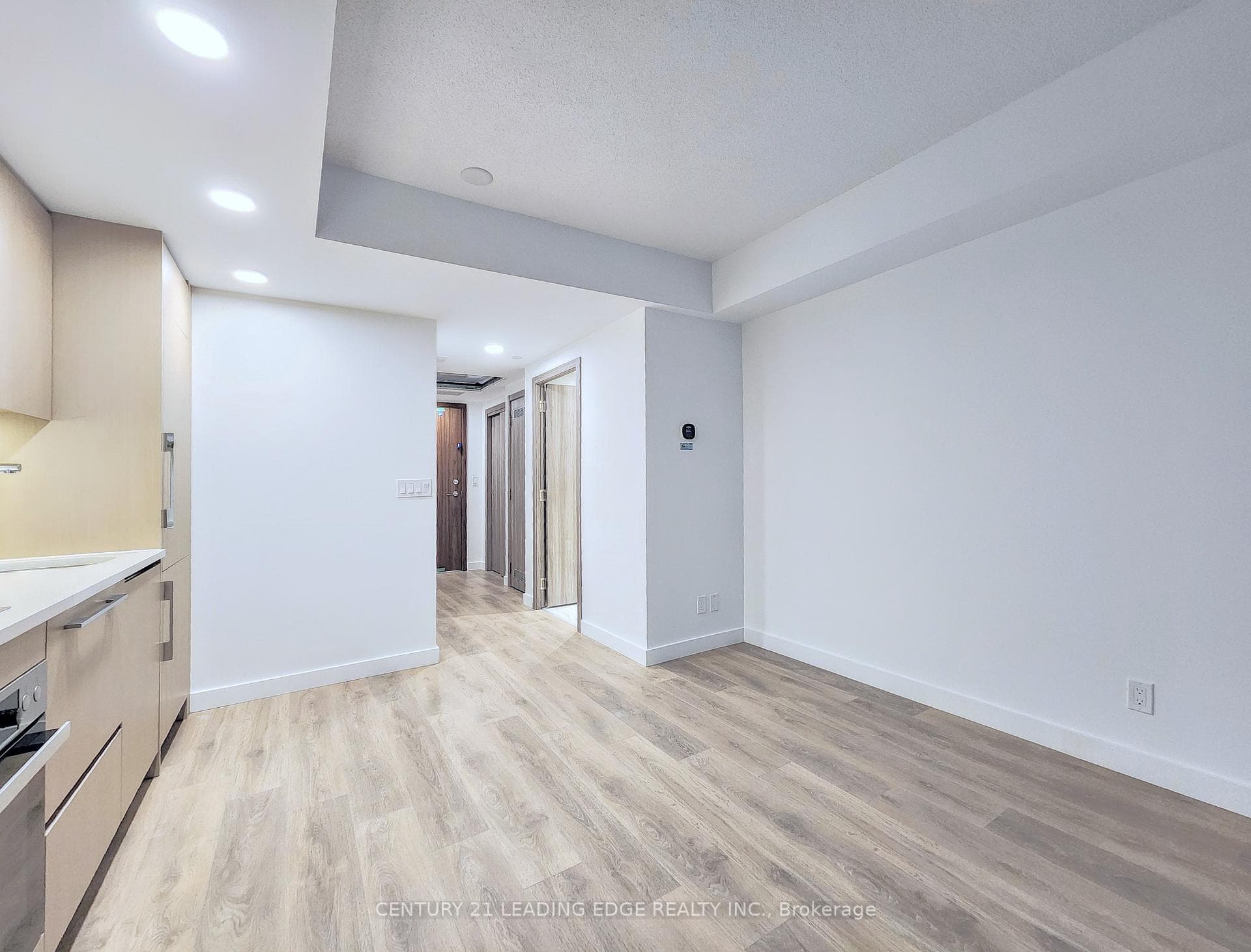 38 Widmer Street Unit 1009 photo 7