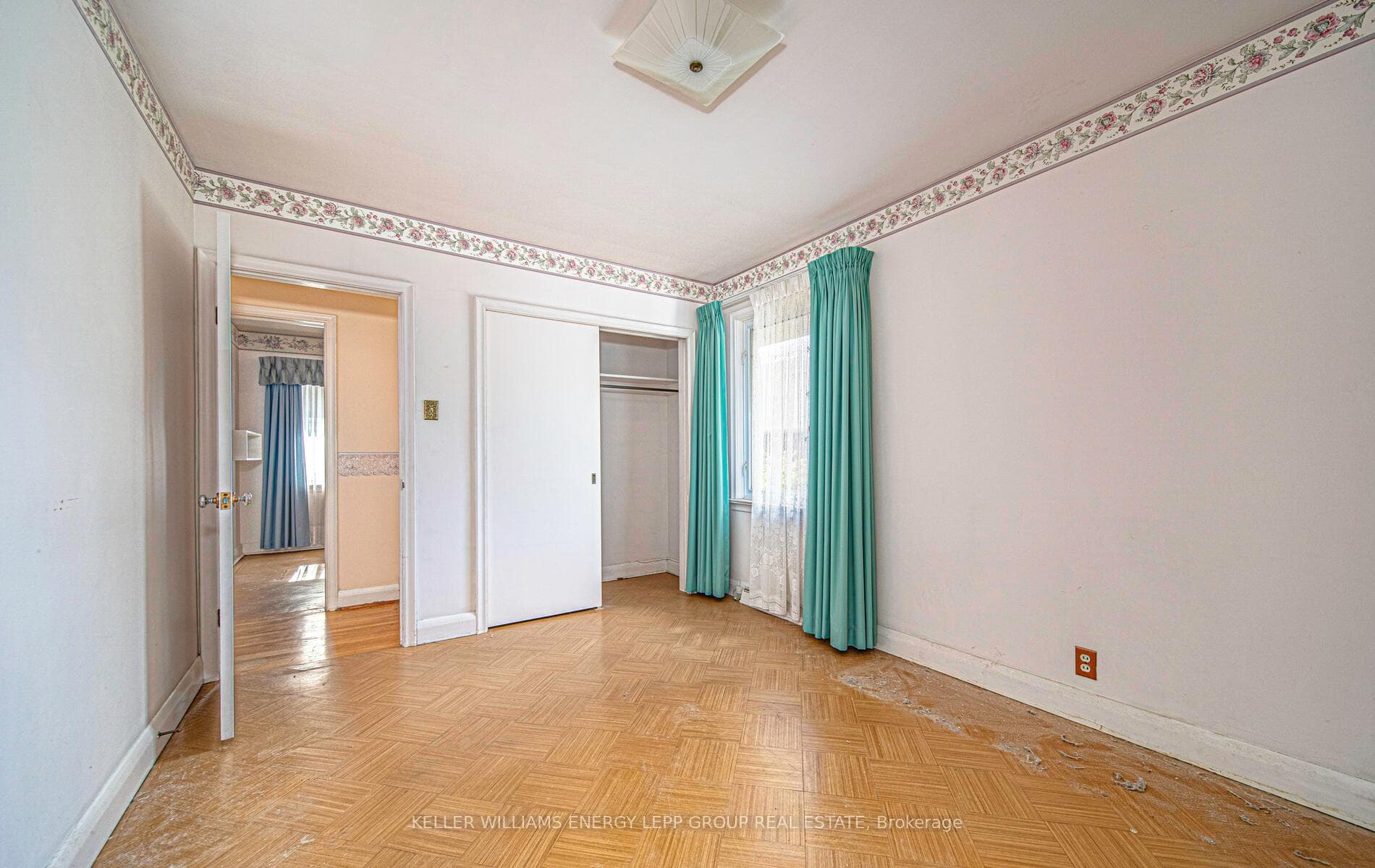 416 King Street photo 17