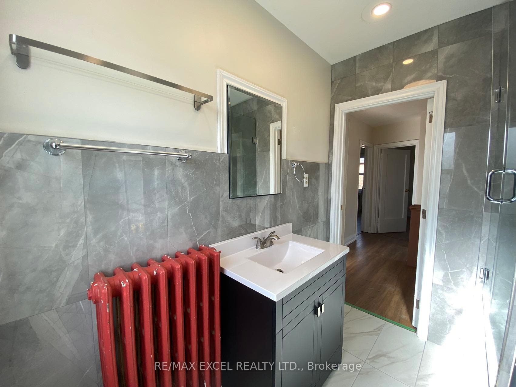 443 Vaughan Road photo 25