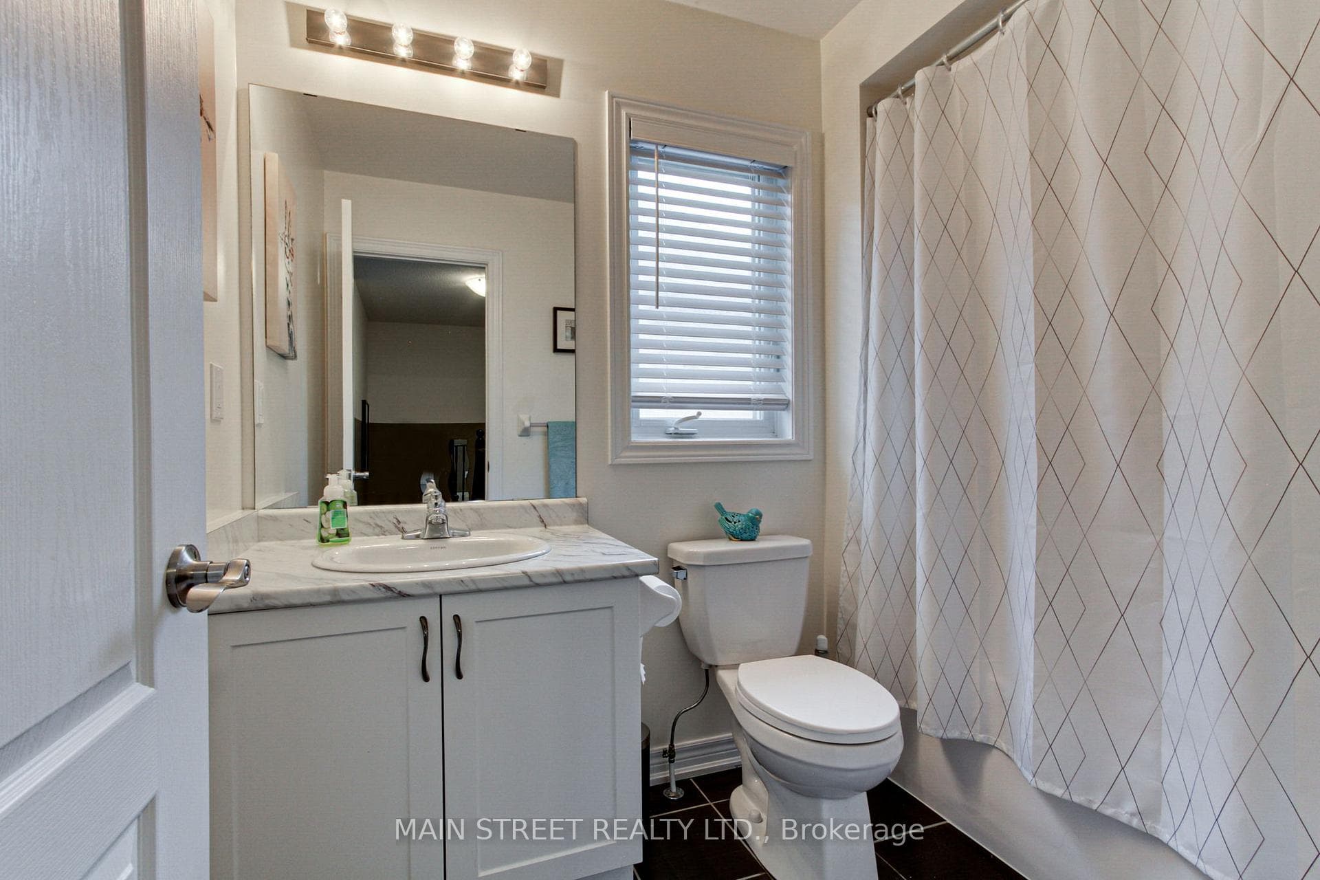 88 Matthewson Avenue photo 27