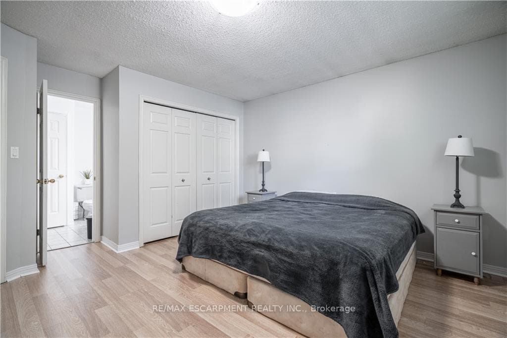 3 Novoco Drive photo 13