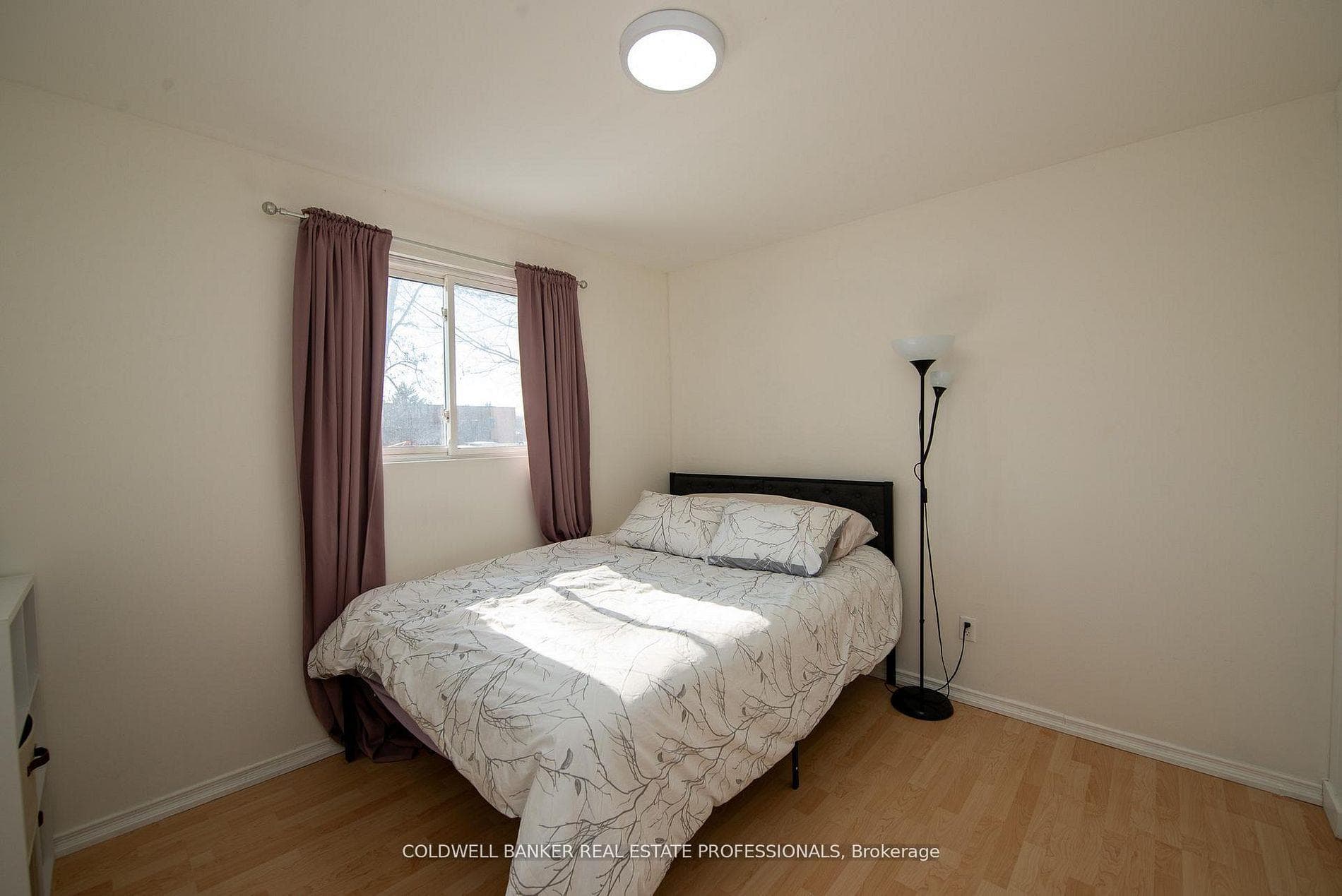 781 Sunnypoint Drive photo 11