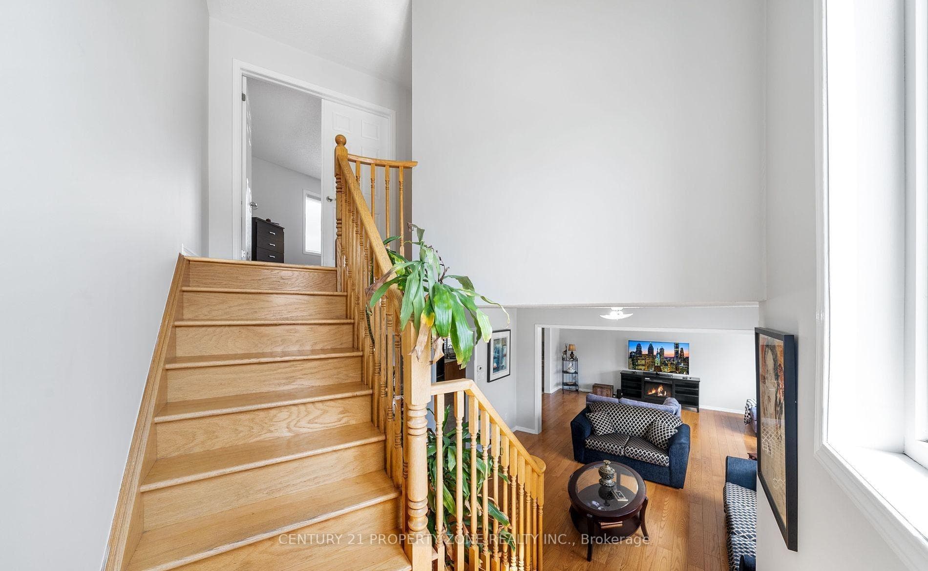 281 Dymott Avenue photo 16