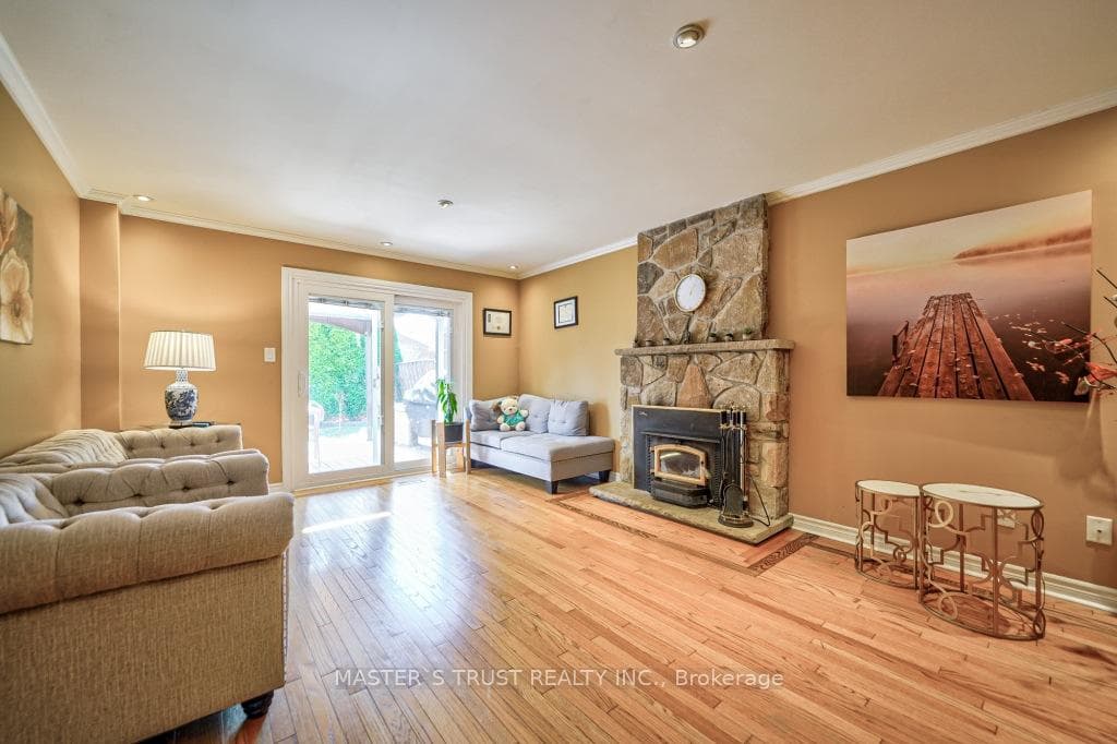 223 Lancaster Avenue photo 17