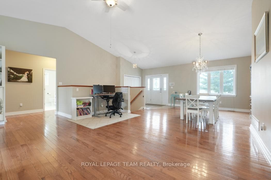 986 South Gower Drive photo 11