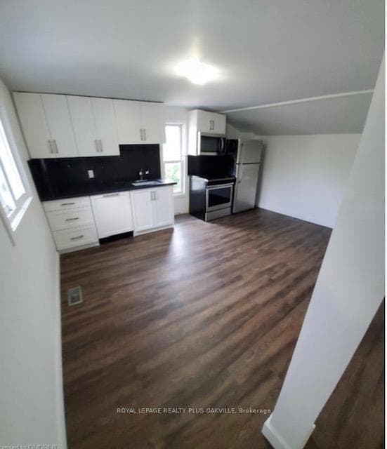 564 Lyons Lane Unit 4 photo 5