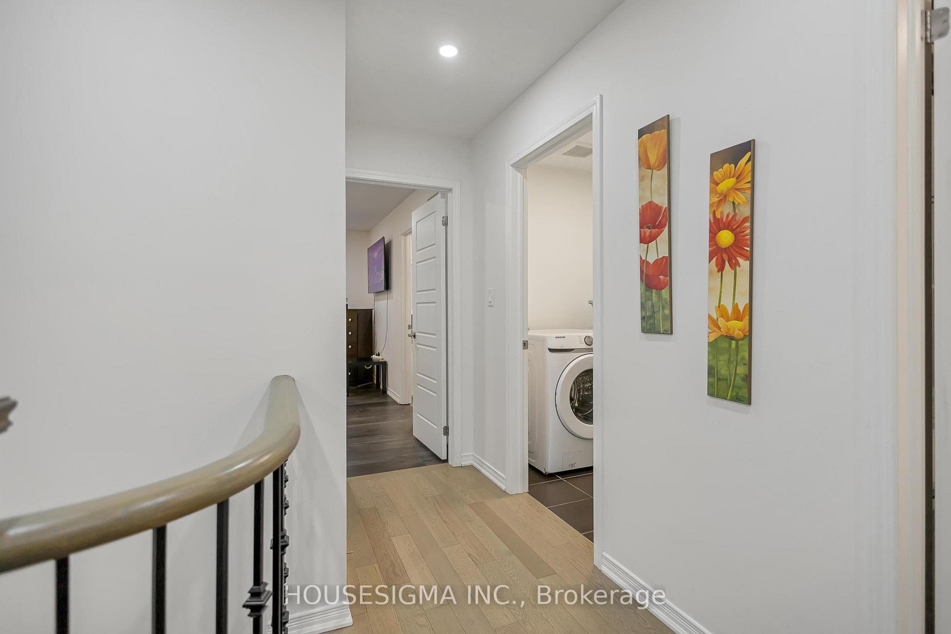 95 Oaktree Drive photo 23