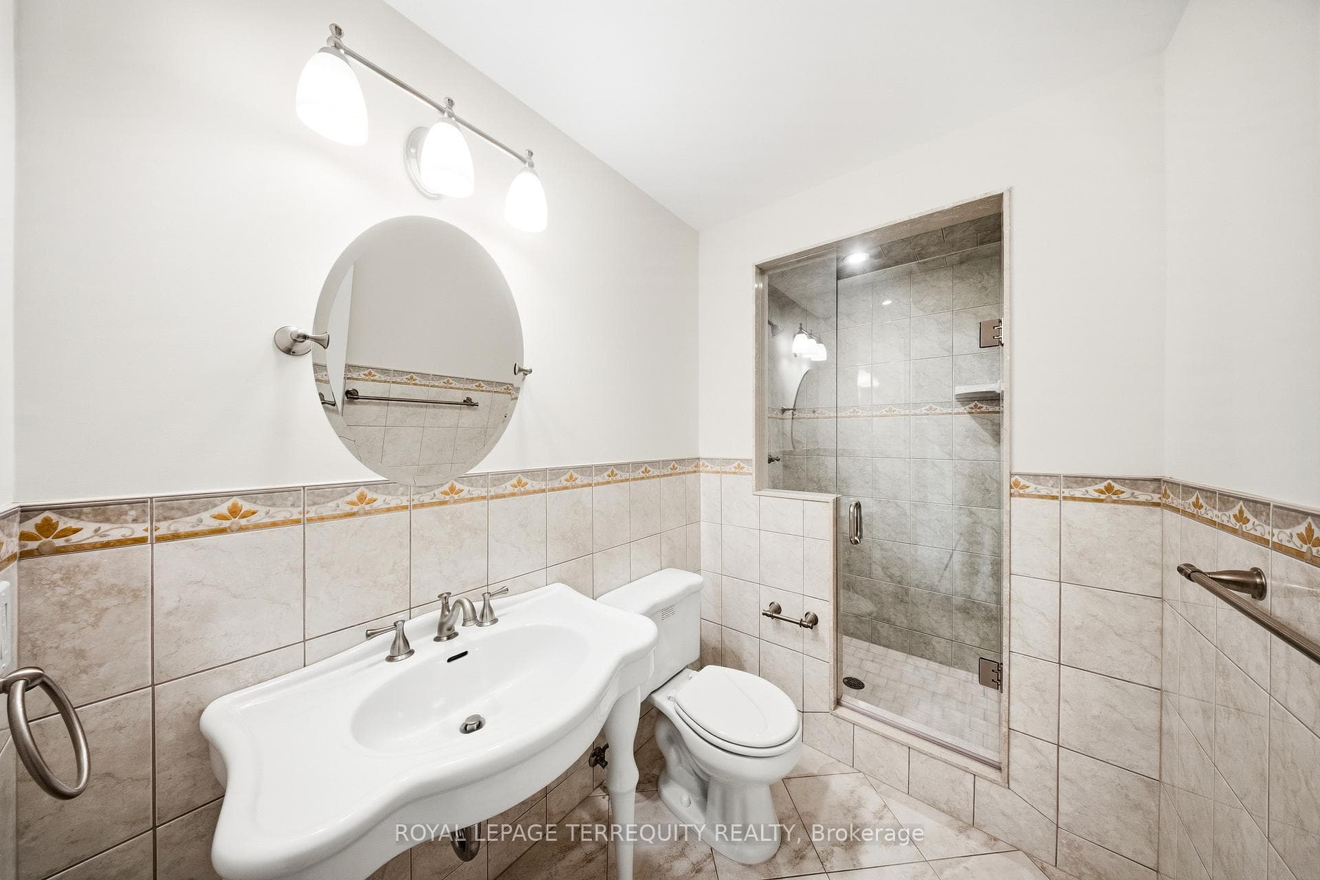 6445 Western Skies Way photo 32