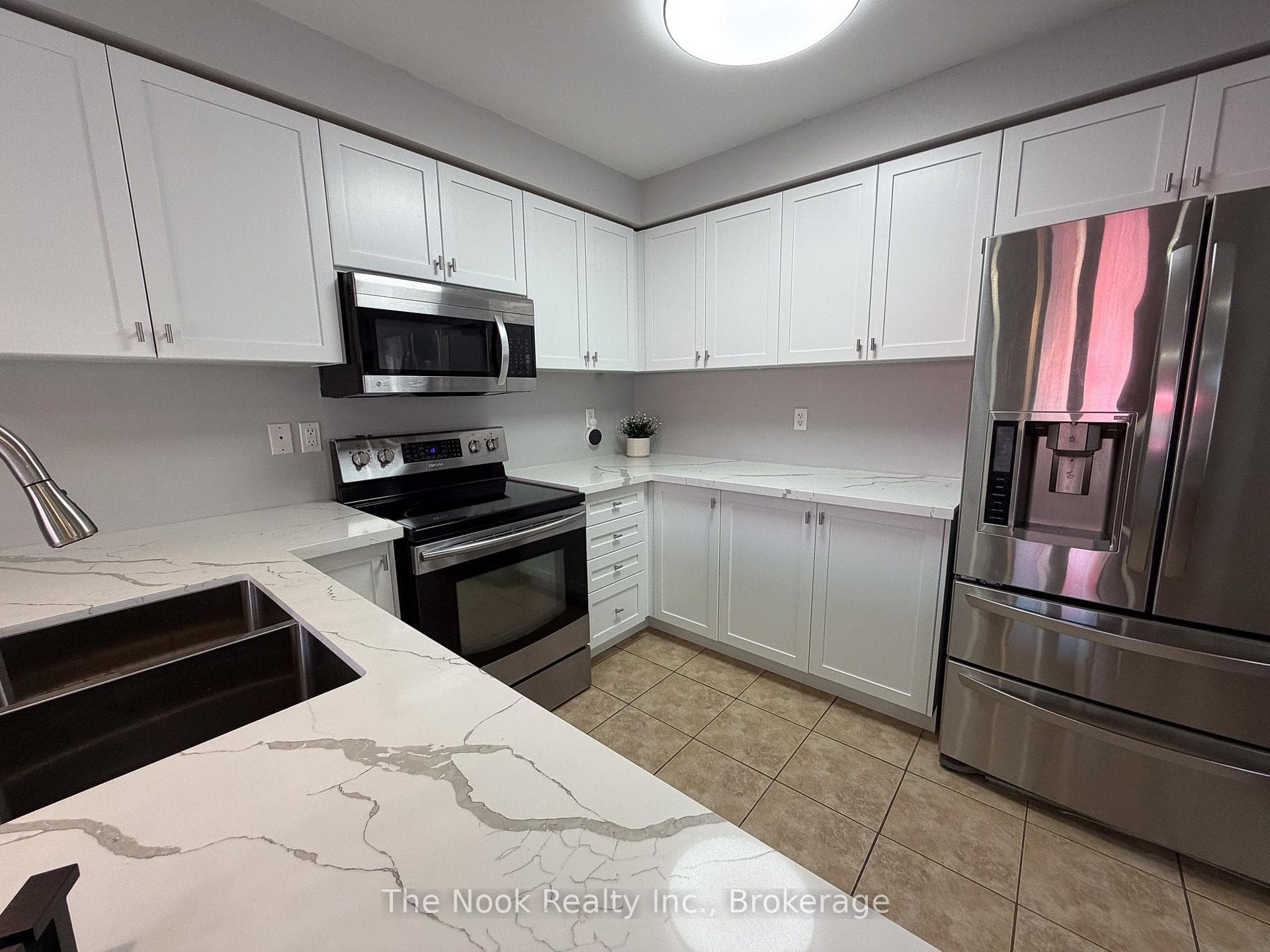 10 Broome Avenue photo 24