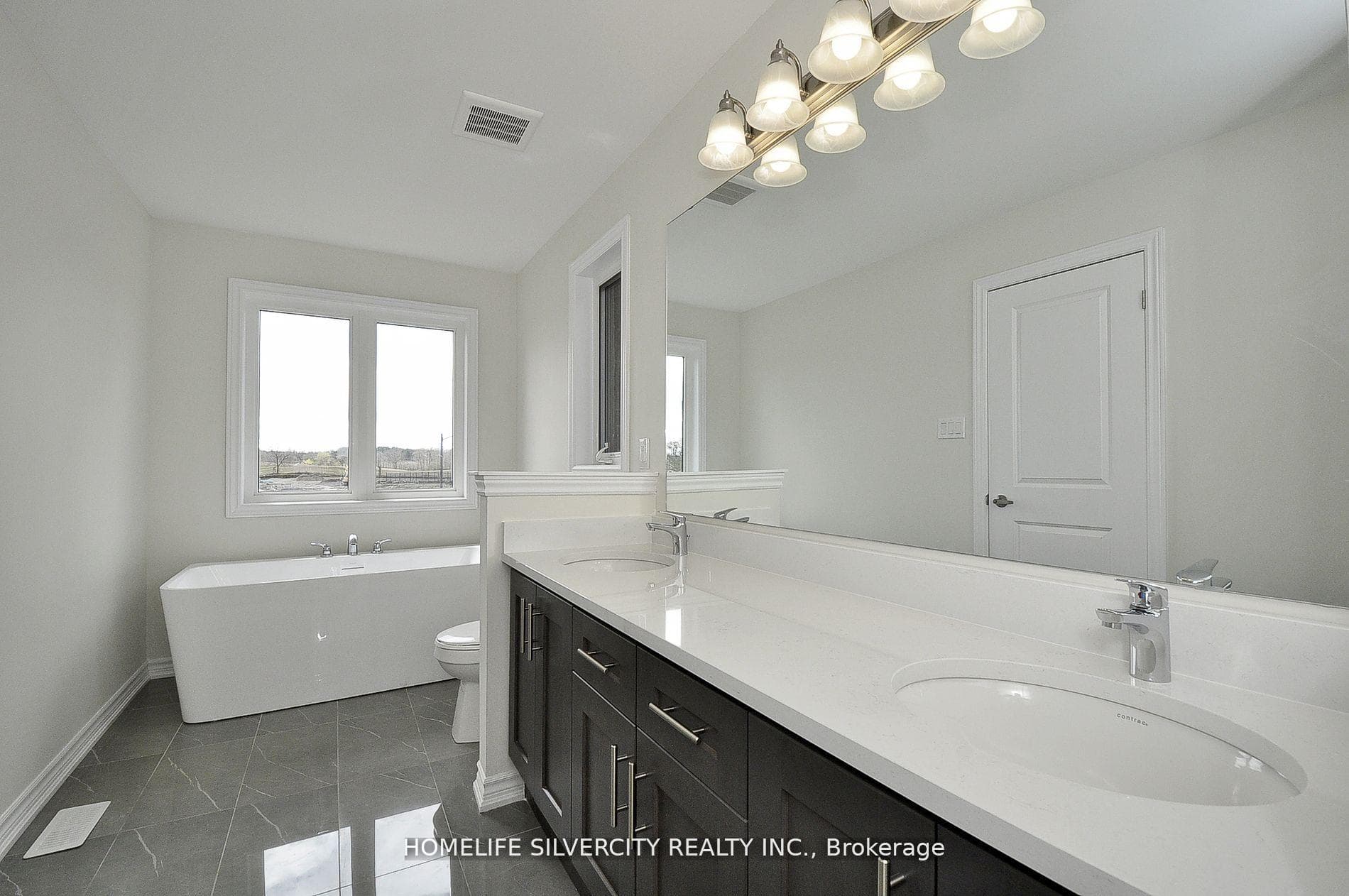 13 Dore Drive photo 24