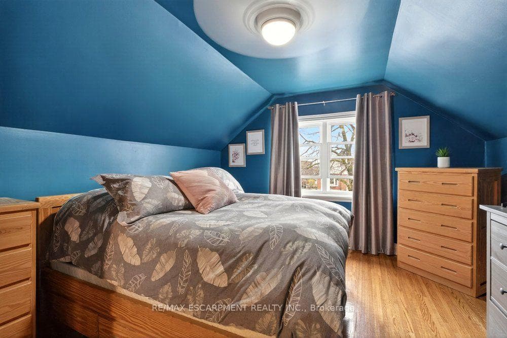 328 East 19th Street photo 21