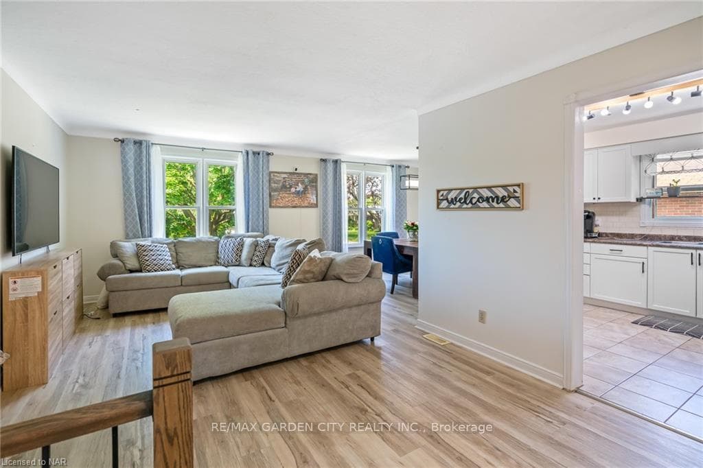 670 Vine Street photo 13