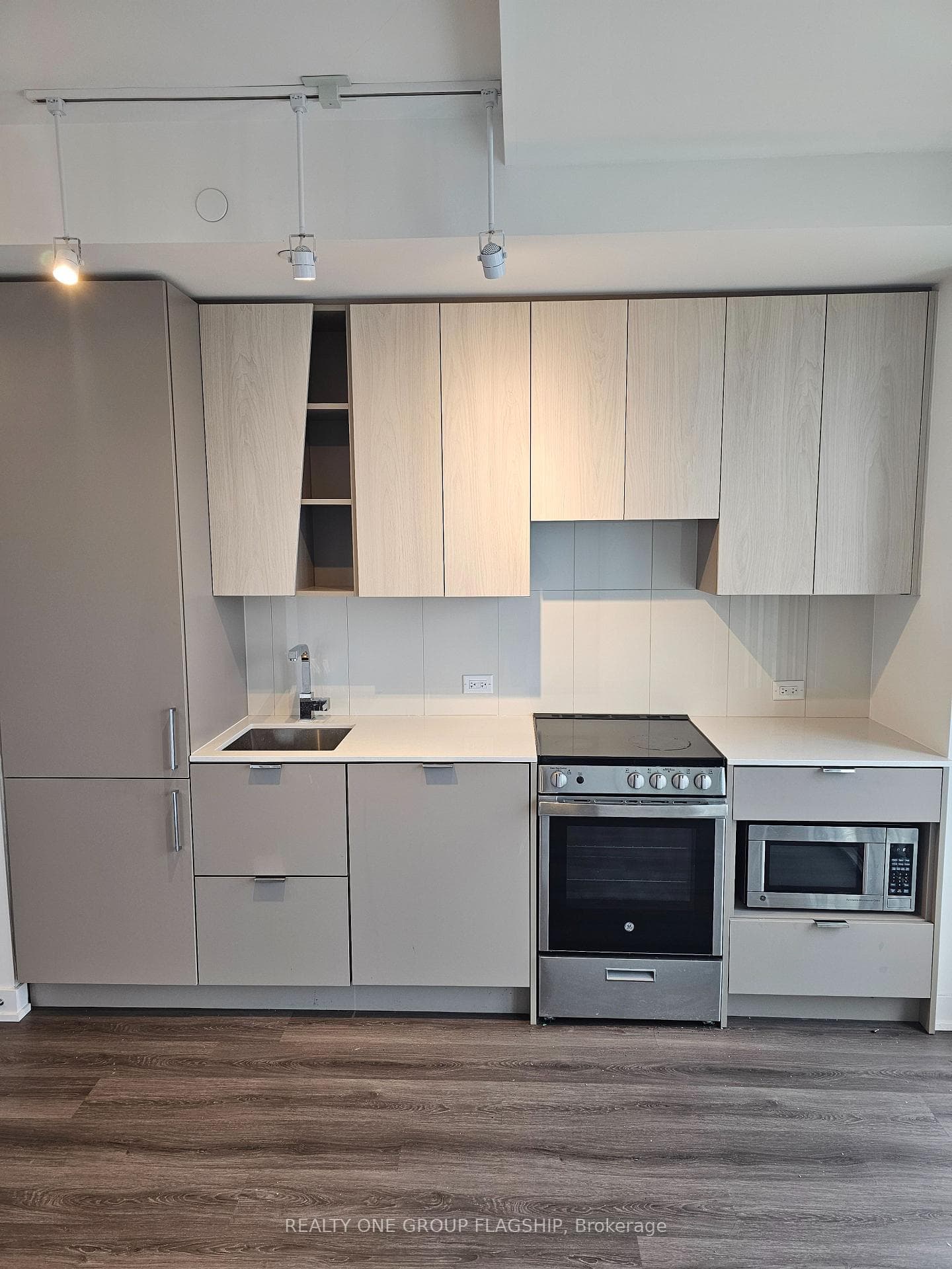 3883 Quartz Road Unit 1809 photo 8